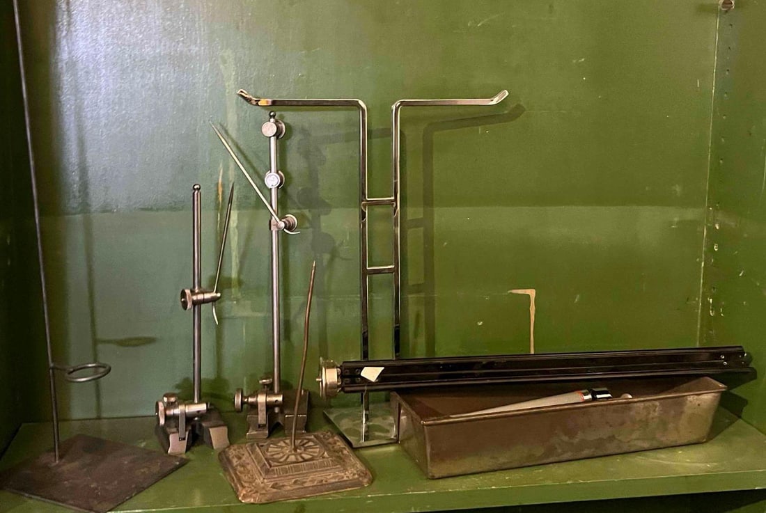 Industrial & Laboratory Equipment (1 of 3)