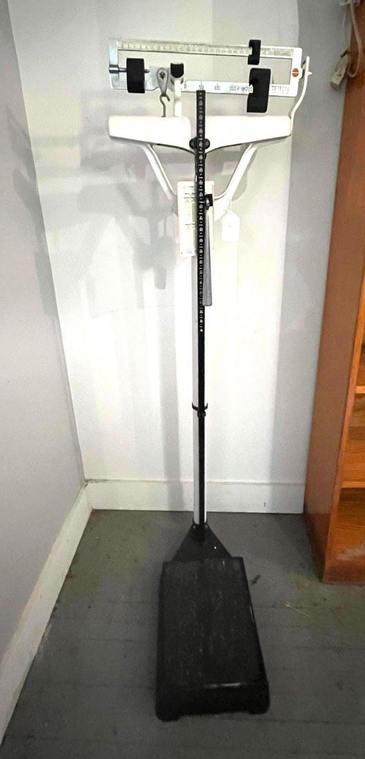Detecto Physician Scale w/ Height Rod (1 of 4)