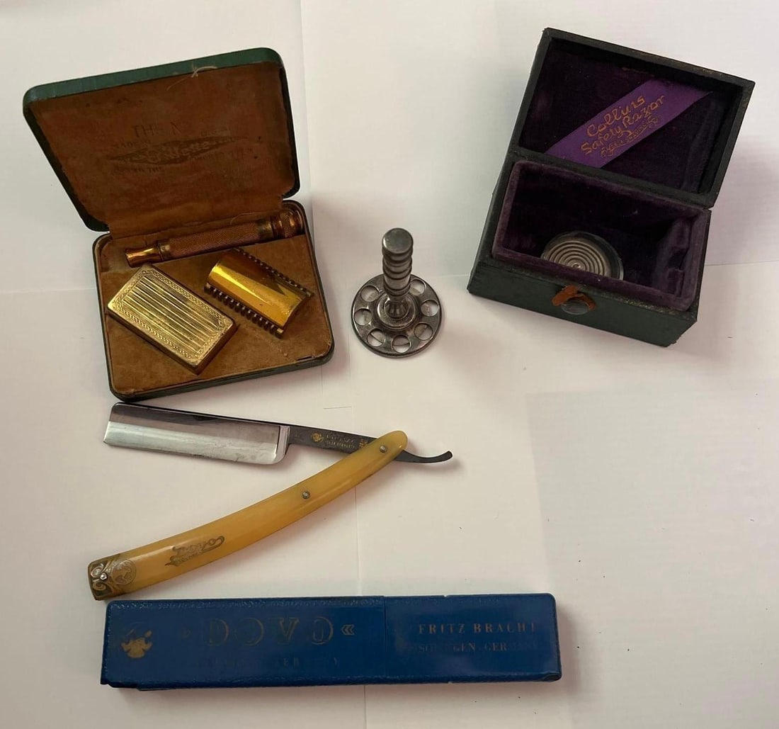 Collins, Gillette & Dovo Razors w/Cases (1 of 12)