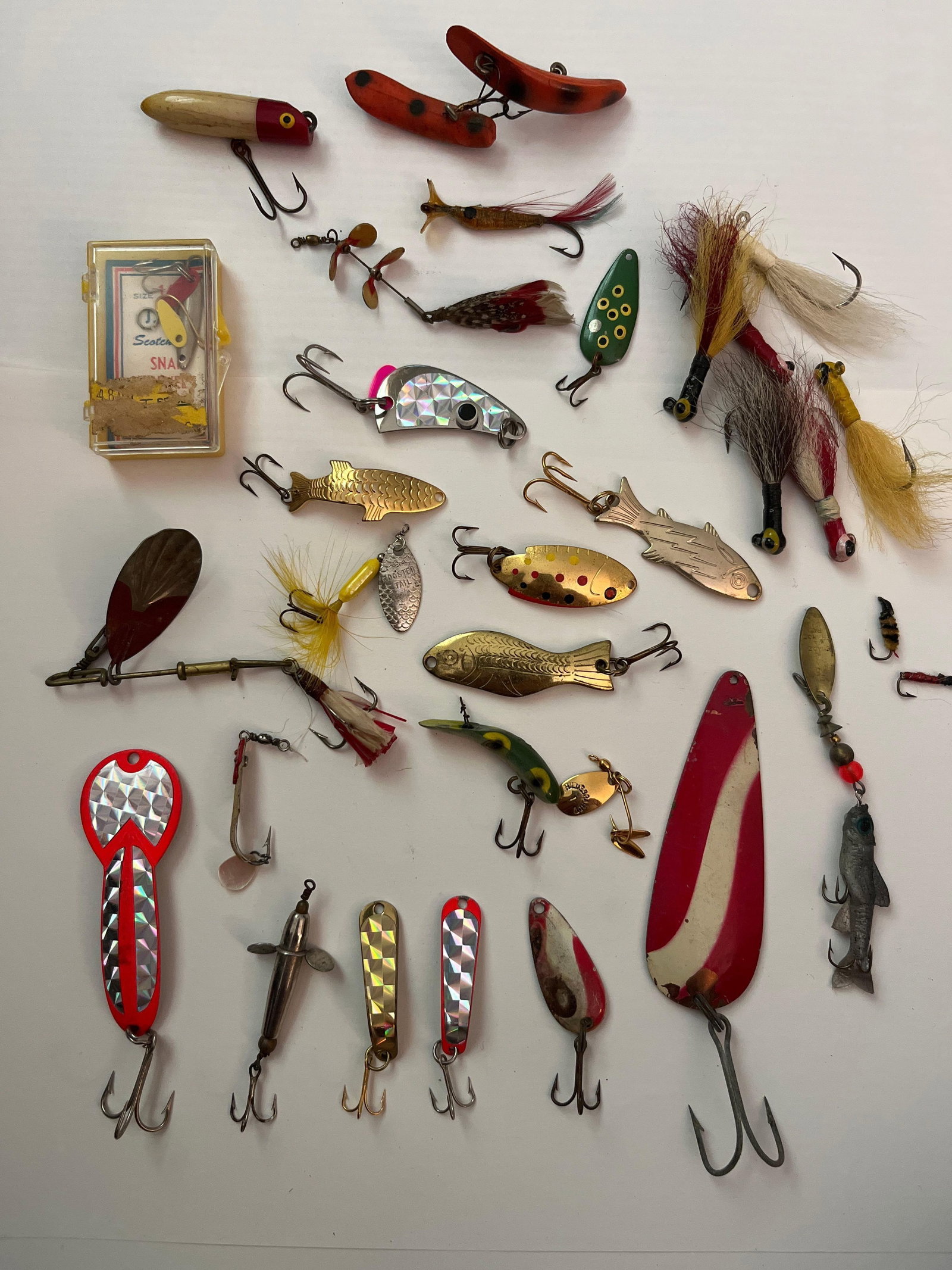 27 Eppinger & Hildebrandt Fishing Lures (1 of 7)