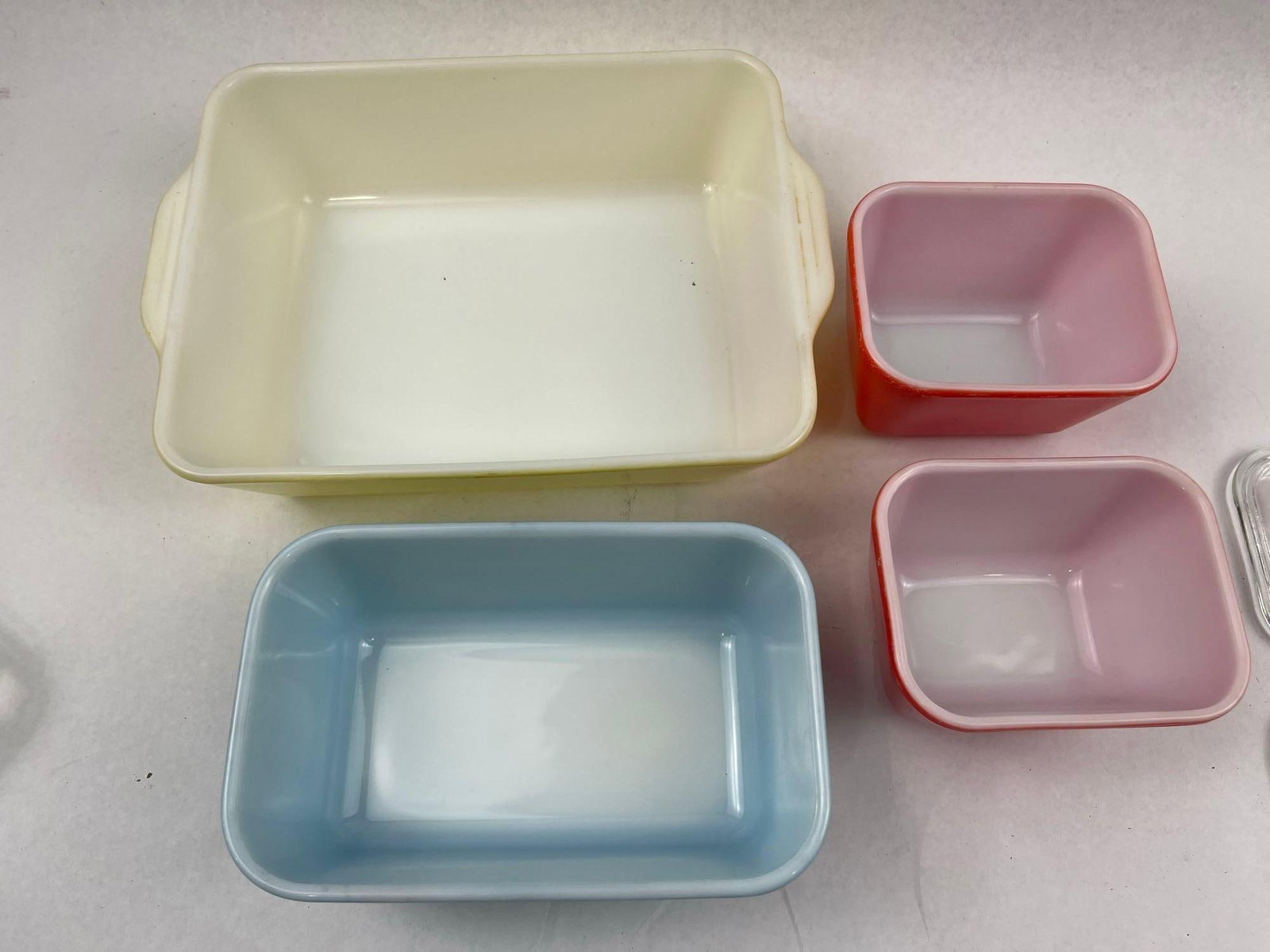 American Pyrex Primary Refrigerator Set - 3