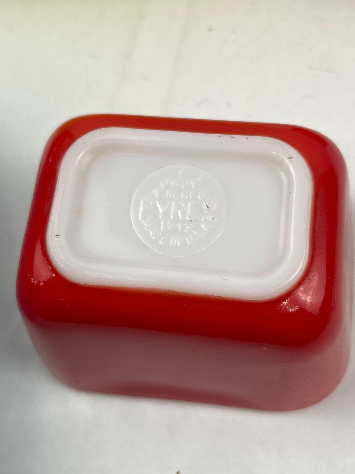 American Pyrex Primary Refrigerator Set - 4