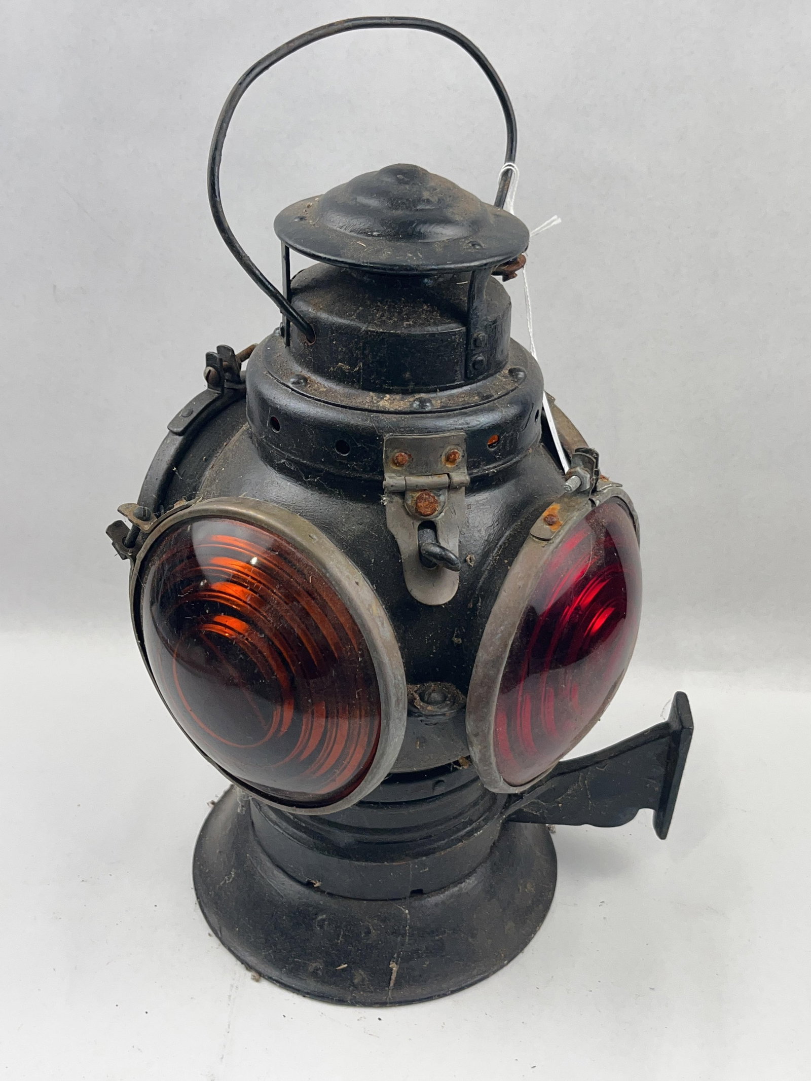 Armspear 28A Railroad Switch Lantern (1 of 6)