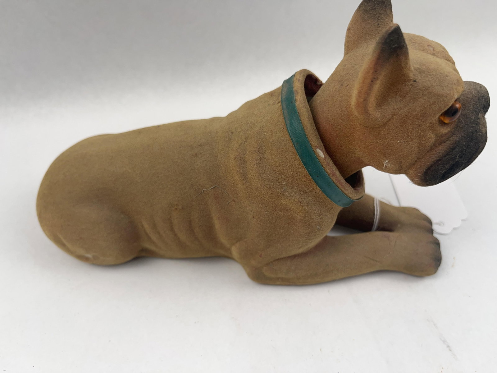 39 limit) - no, "Figurine" is object - 2