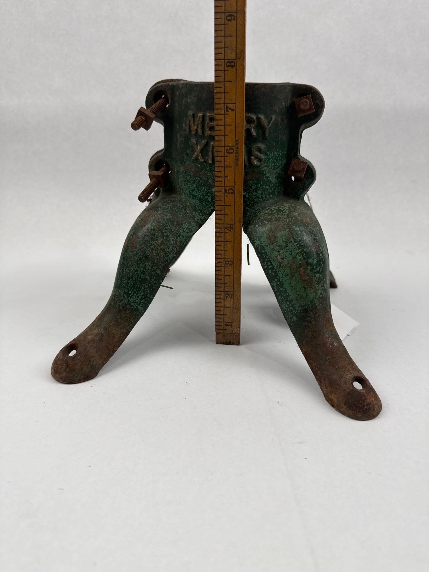 James Smart Mfg Cast Iron Tree Stand - 6