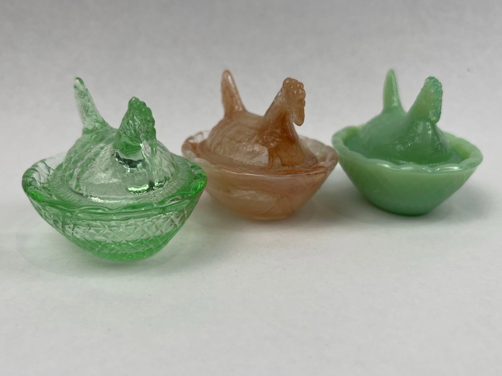 Trio Glass Hen on Nest Covered Dishes (1 of 5)