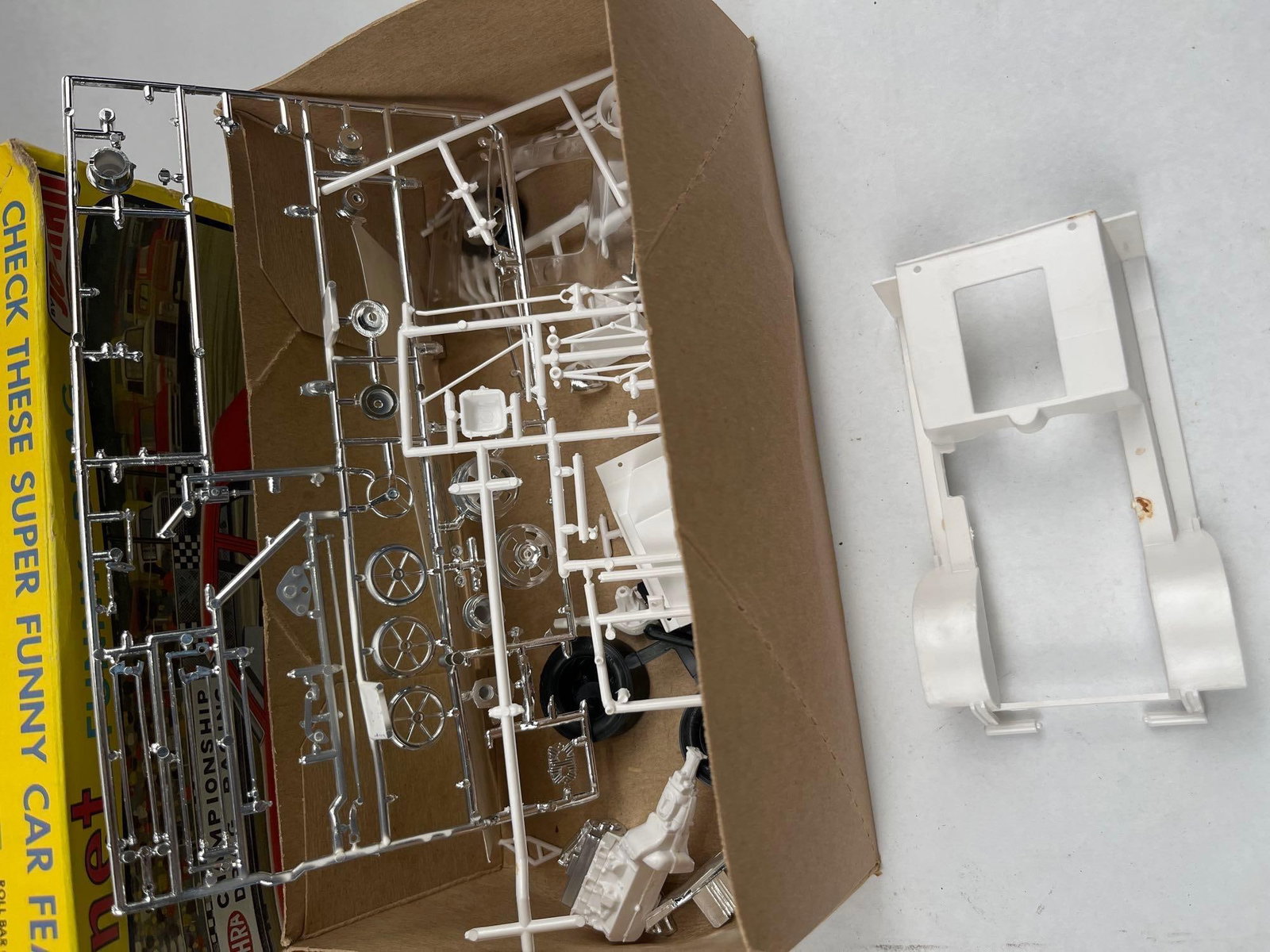 Jo-Han, Monogram & MPC Model Kits - 3