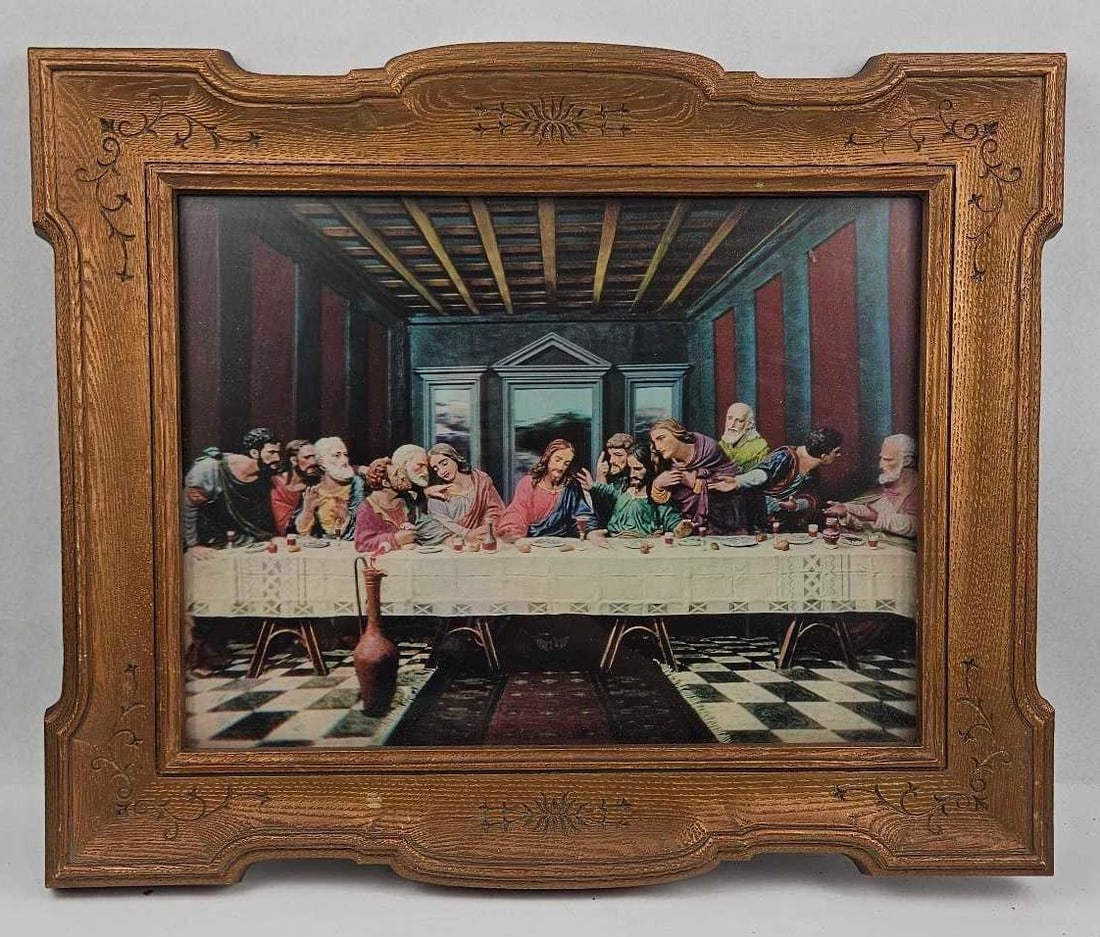 Framed 3D Lenticular Print: Last Supper: A framed religious print depicting the biblical scene of The Last Supper after the composition by Leonardo da Vinci. The image utilizes a textured lenticular technique to create a three-dimensional