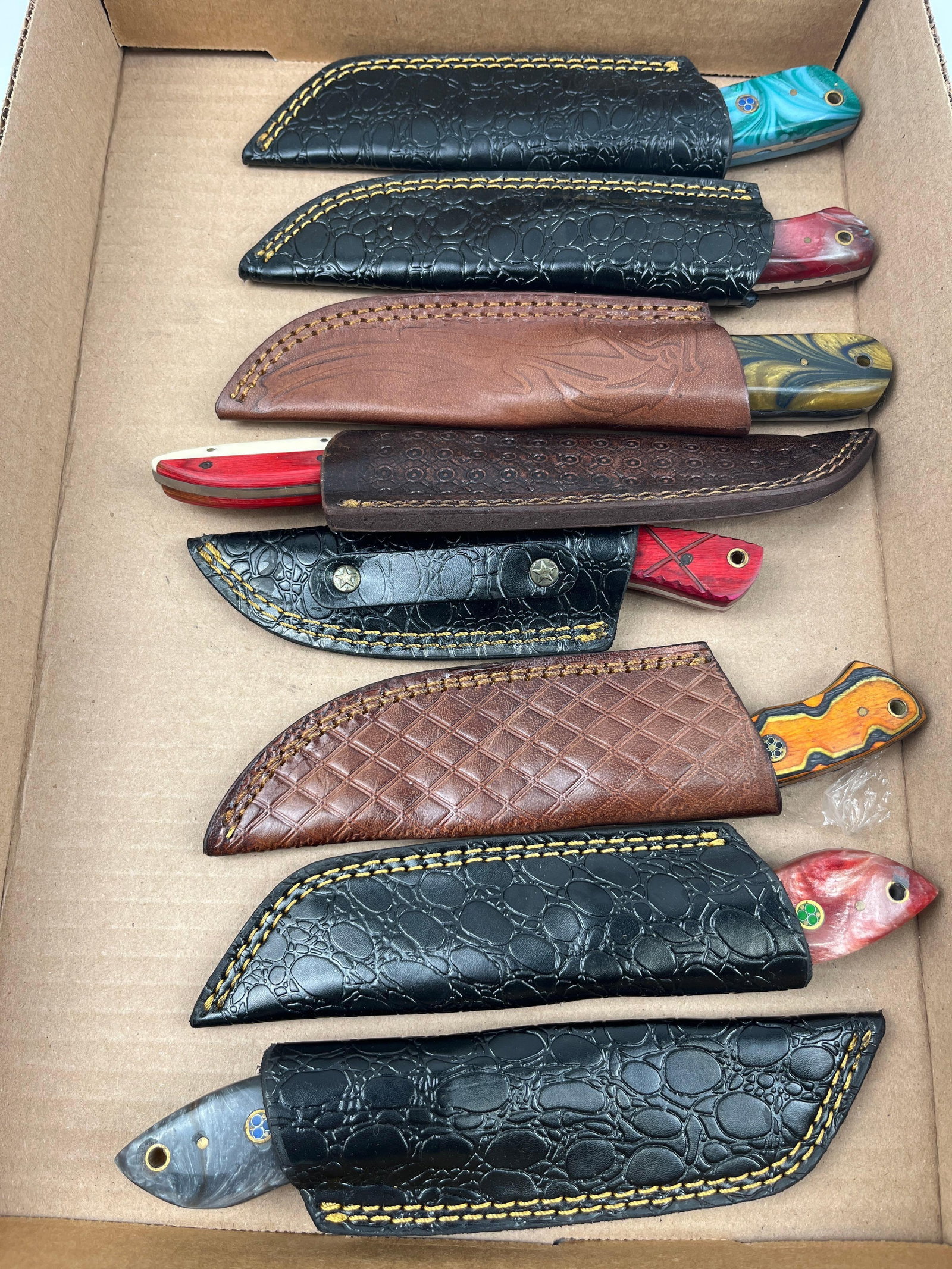 Custom Fixed-Blade Knives & Sheaths - 2