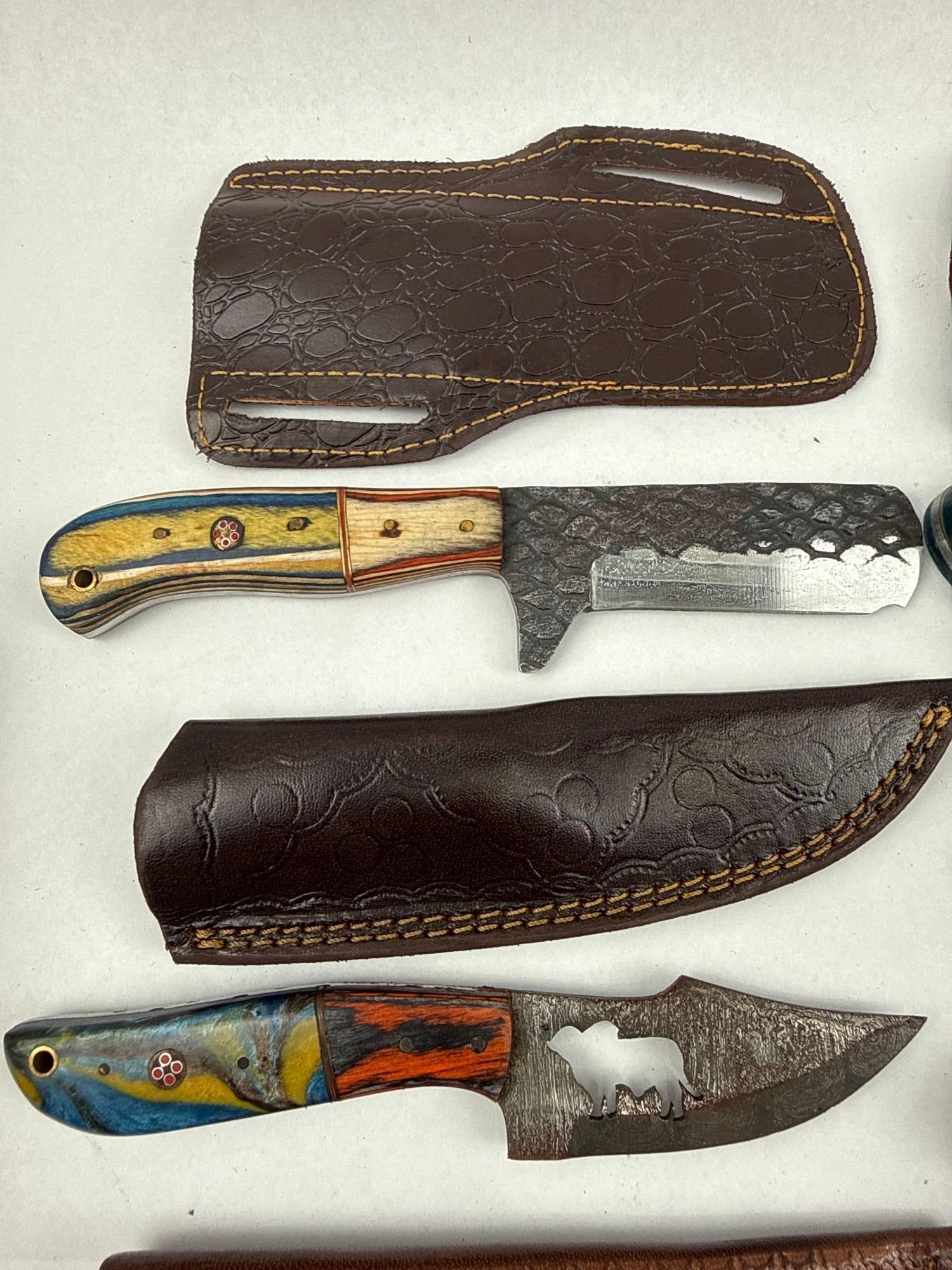 Set Custom Fixed-Blade Knives & Sheaths - 2