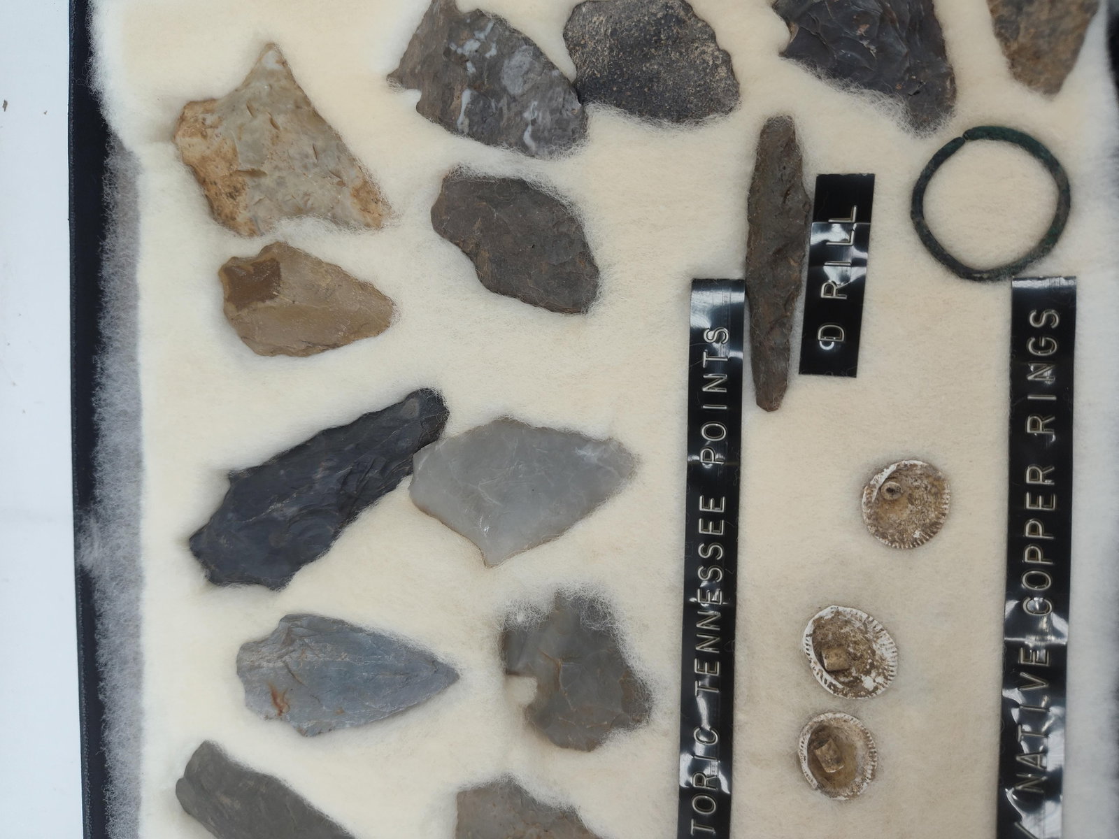 N. American Lithic & Shell Artifacts - 4