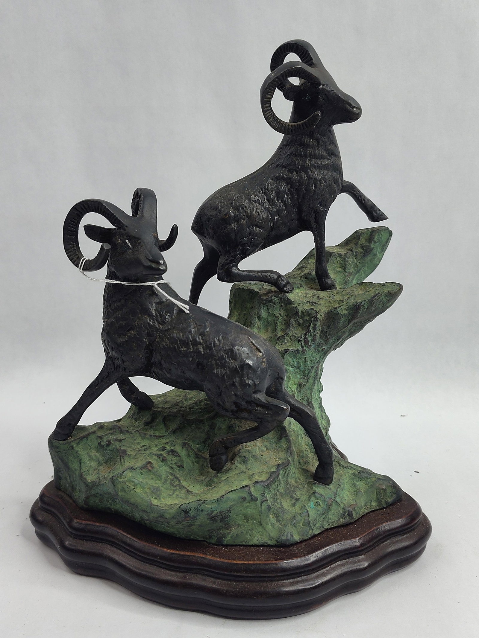 Pair Bighorn Sheep Bronze Sculptures (1 of 4)