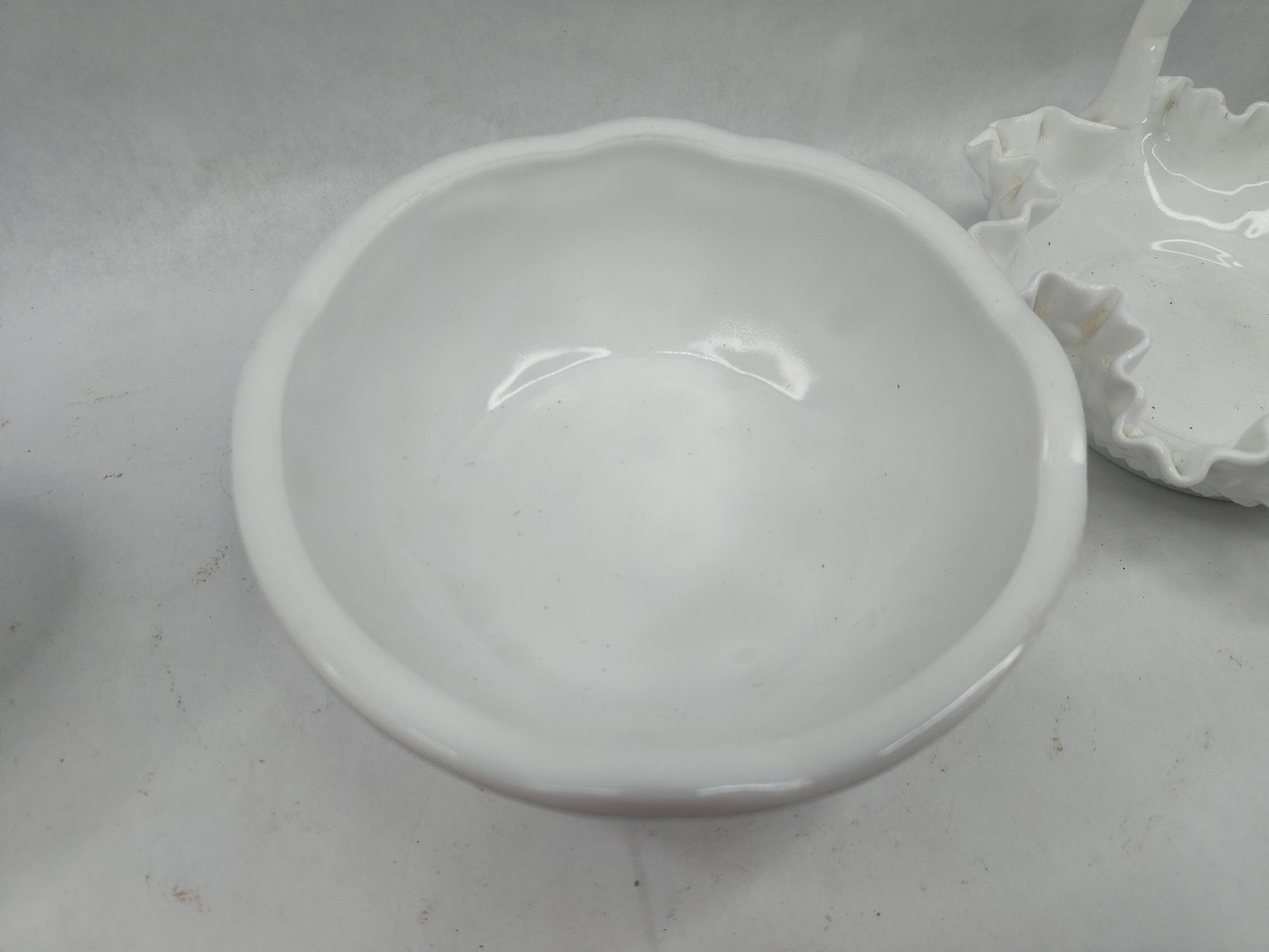 Set American Milk & Ruby Glass Items - 7