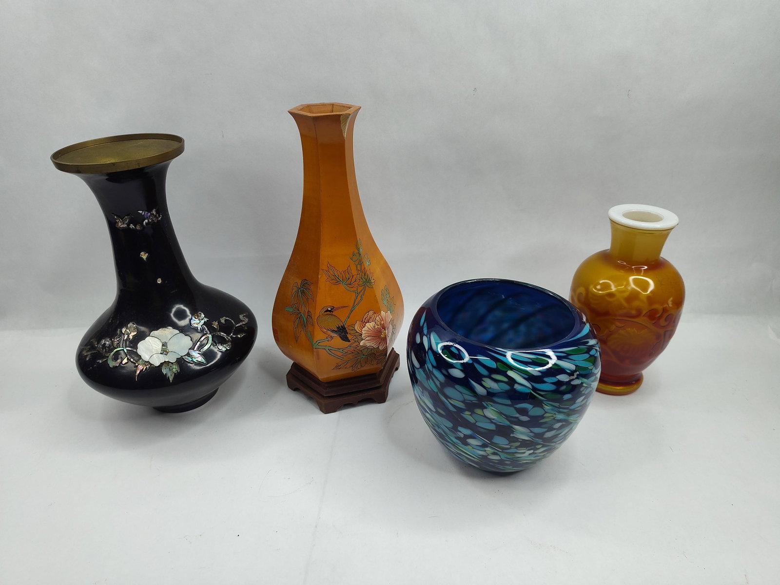 Set of Vases & Art Glass (1 of 12)