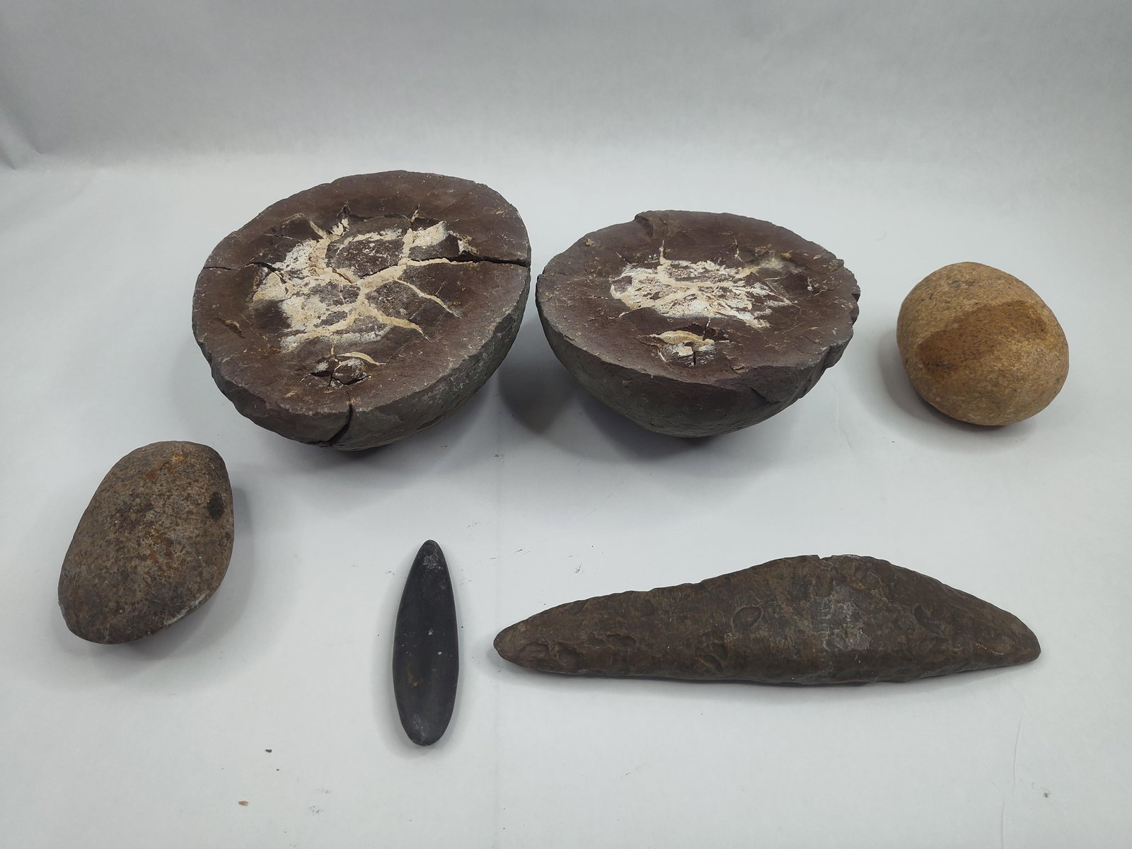 Geological Specimens & Stone Artifacts (1 of 11)