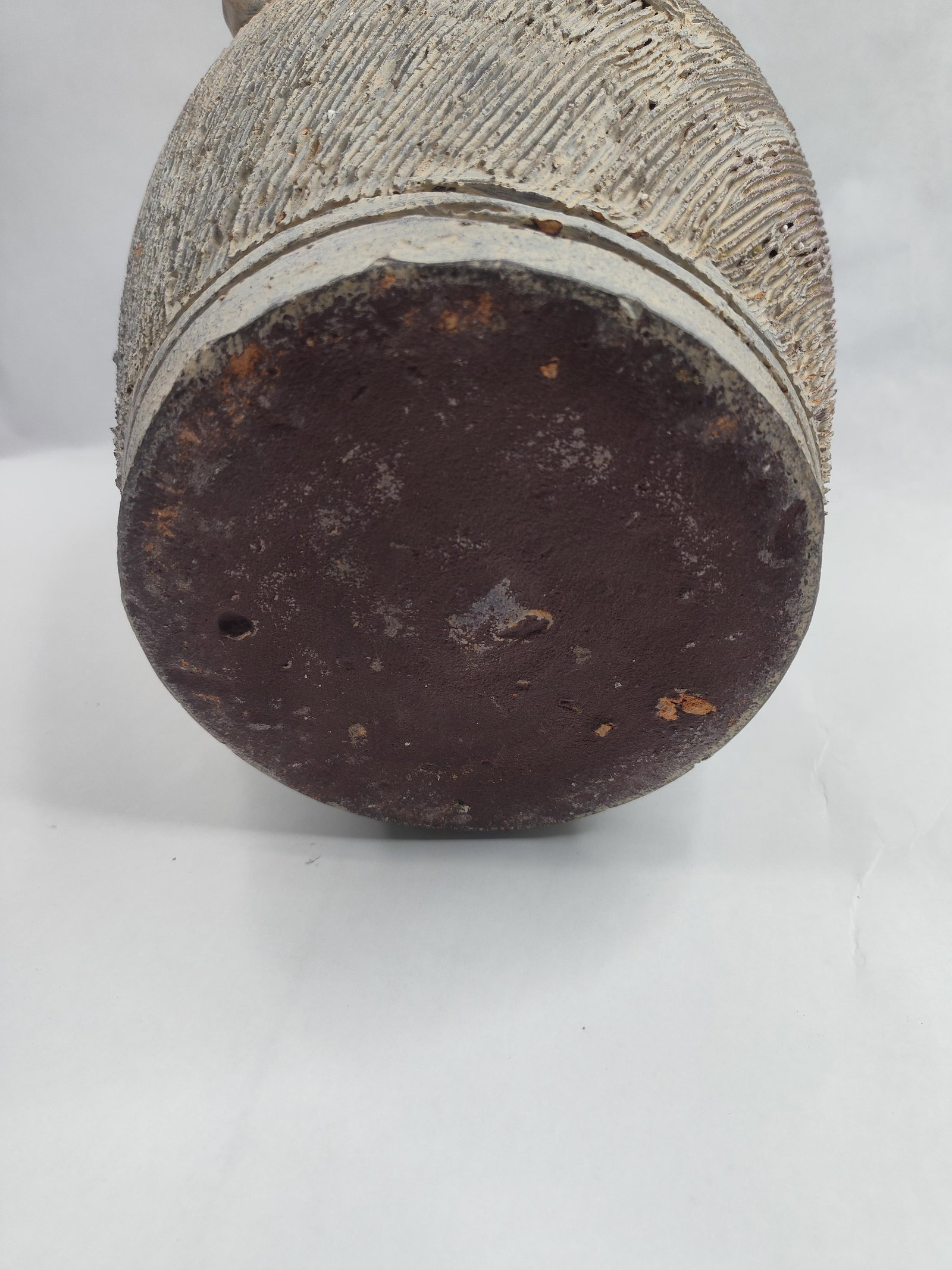 Elephant Motif Earthenware Vase - 7