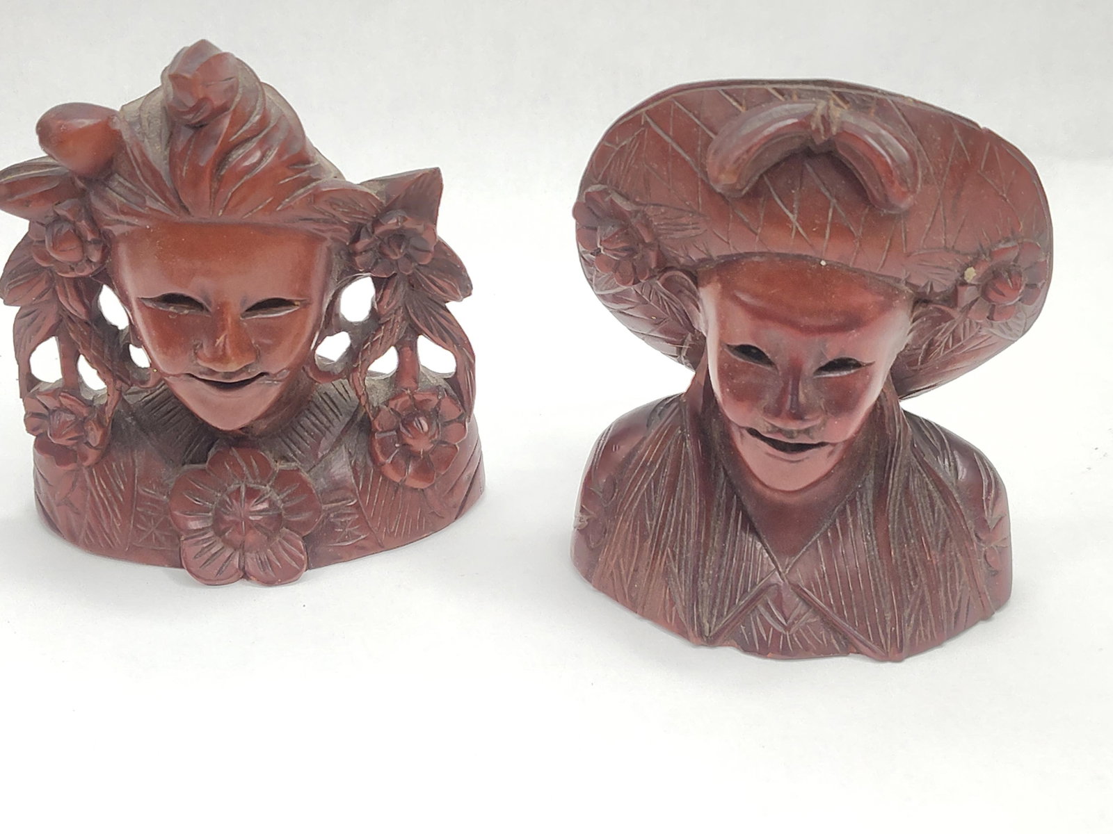Set Carved Wood Objects & Boomerangs - 5