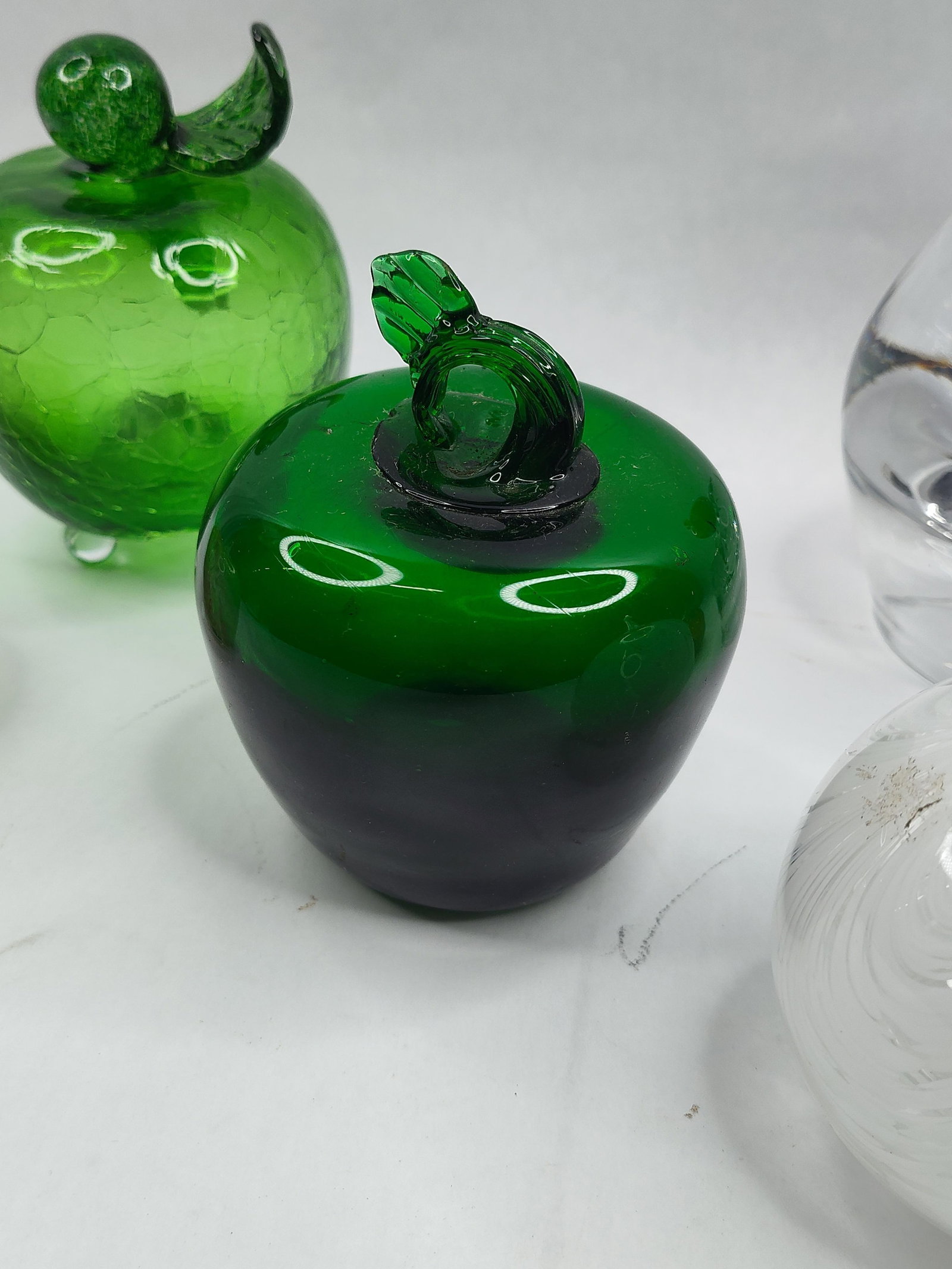 Set Art Glass & Stone Apple Objects - 5