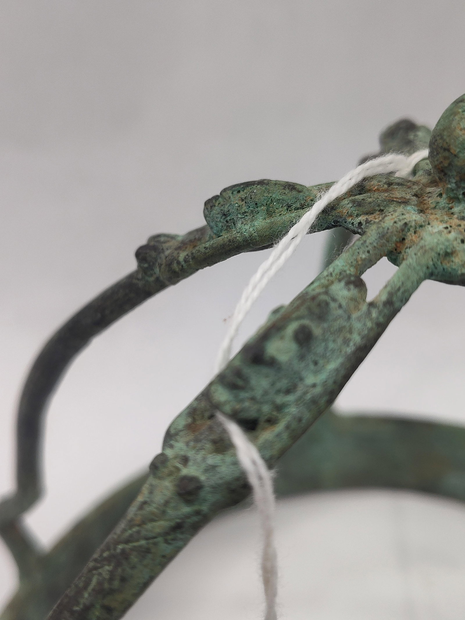 Bronze Openwork Votive Crown - 5