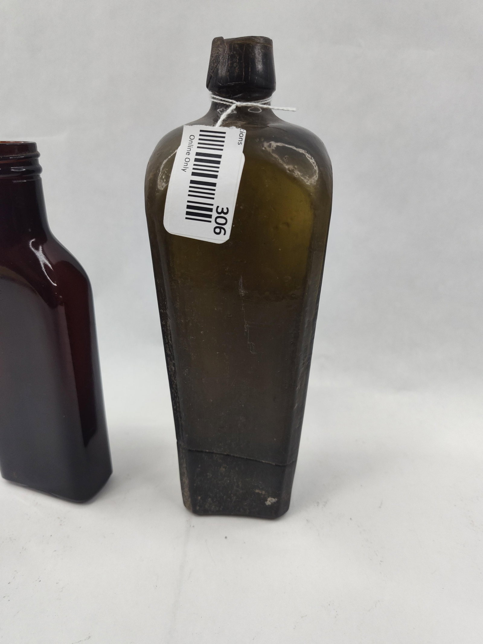 Pair Medicine & Case Gin - 4