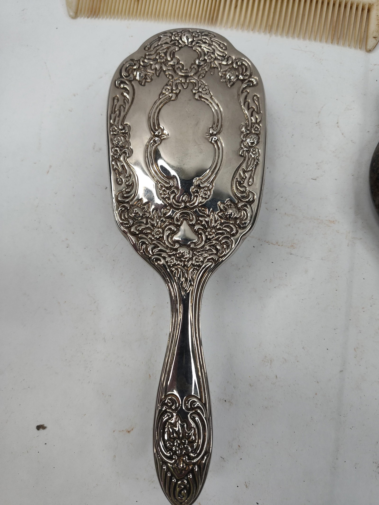 Silver Plated 3pc Repousse Vanity Set - 3