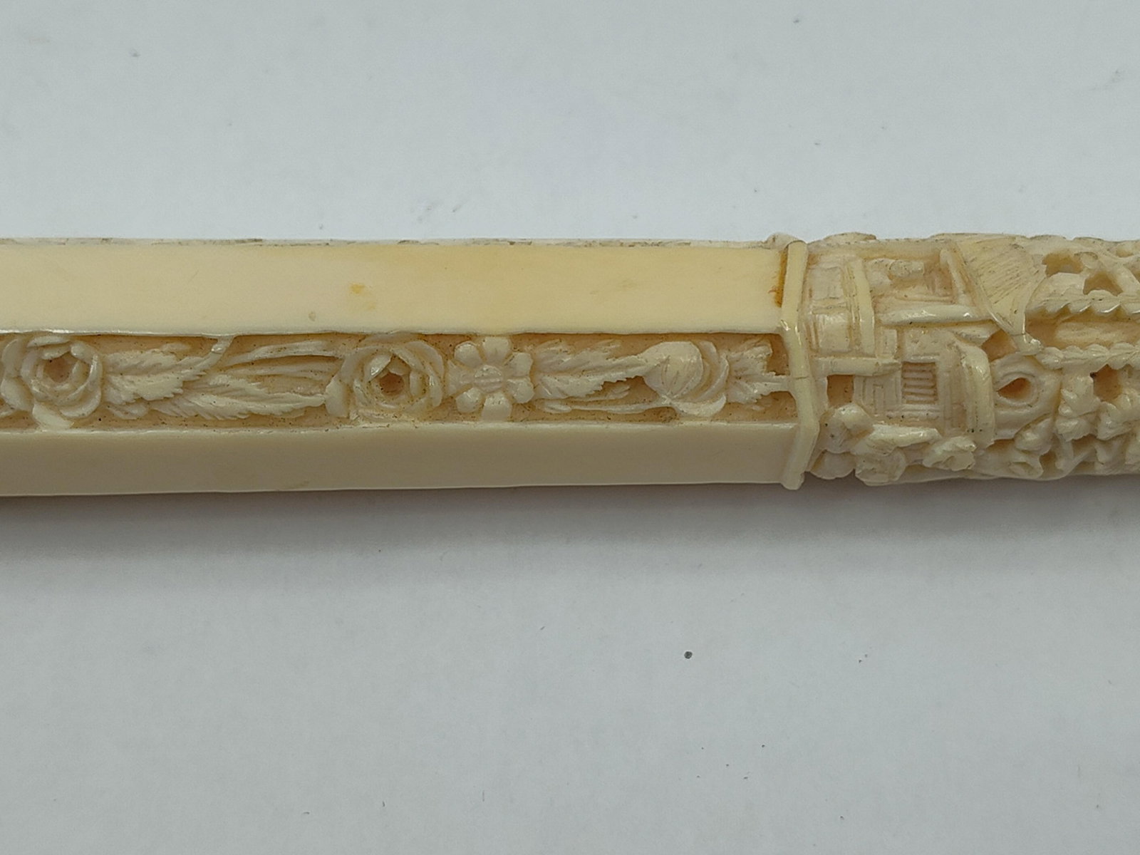 Bone Handle & Silver Mounts Magnifier - 7