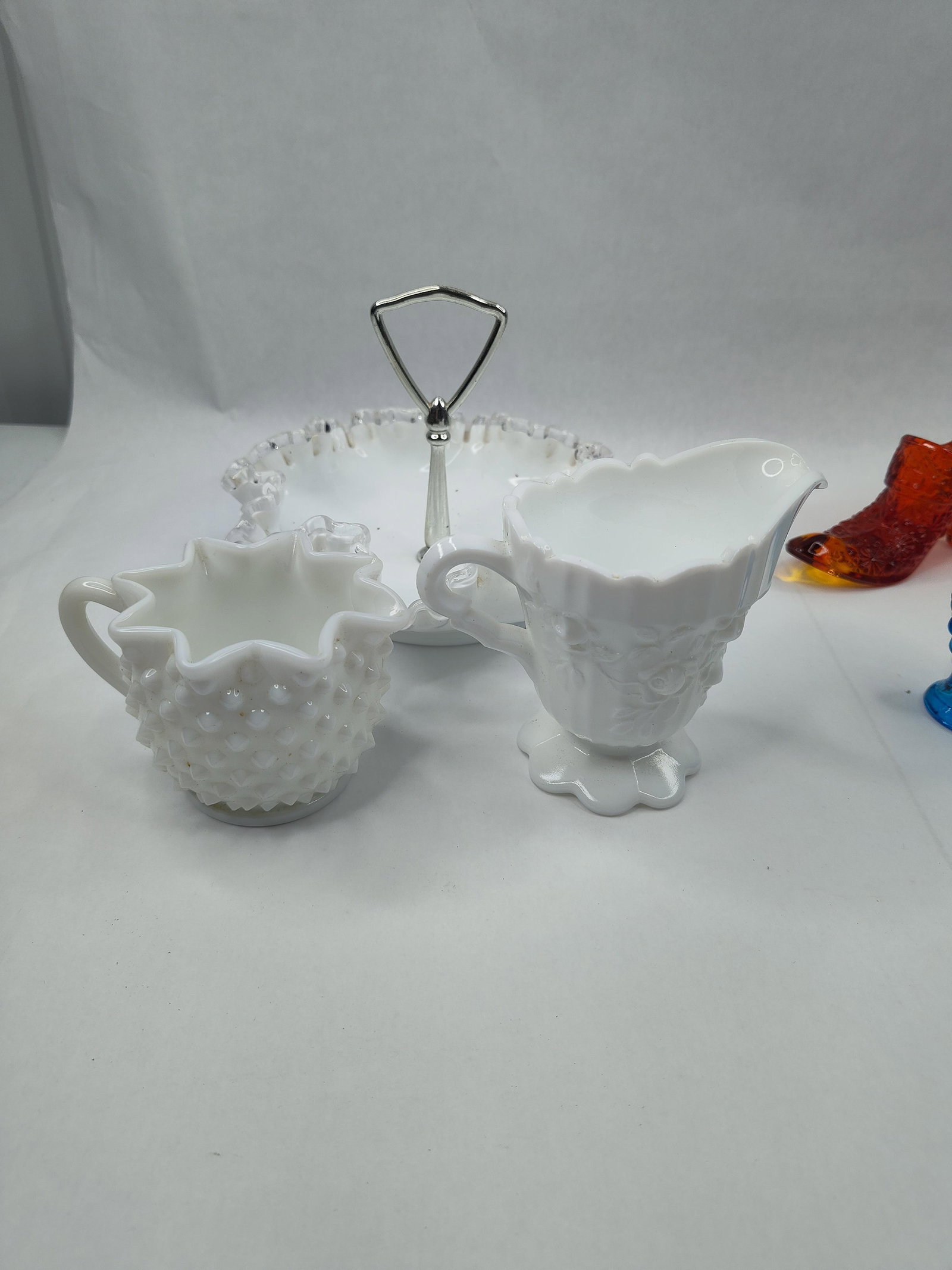 Set American Pressed & Milk Glass Items - 2