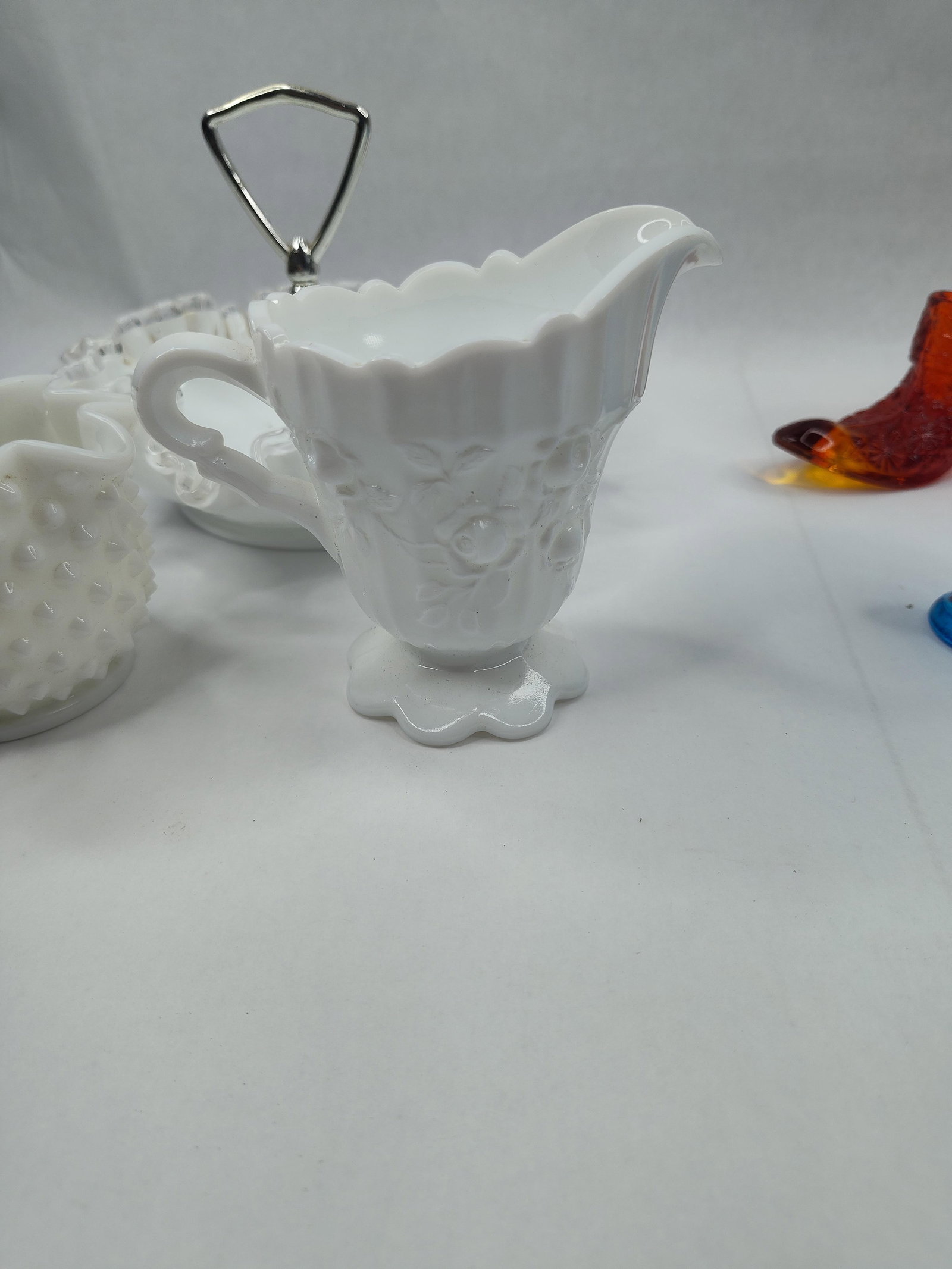 Set American Pressed & Milk Glass Items - 3