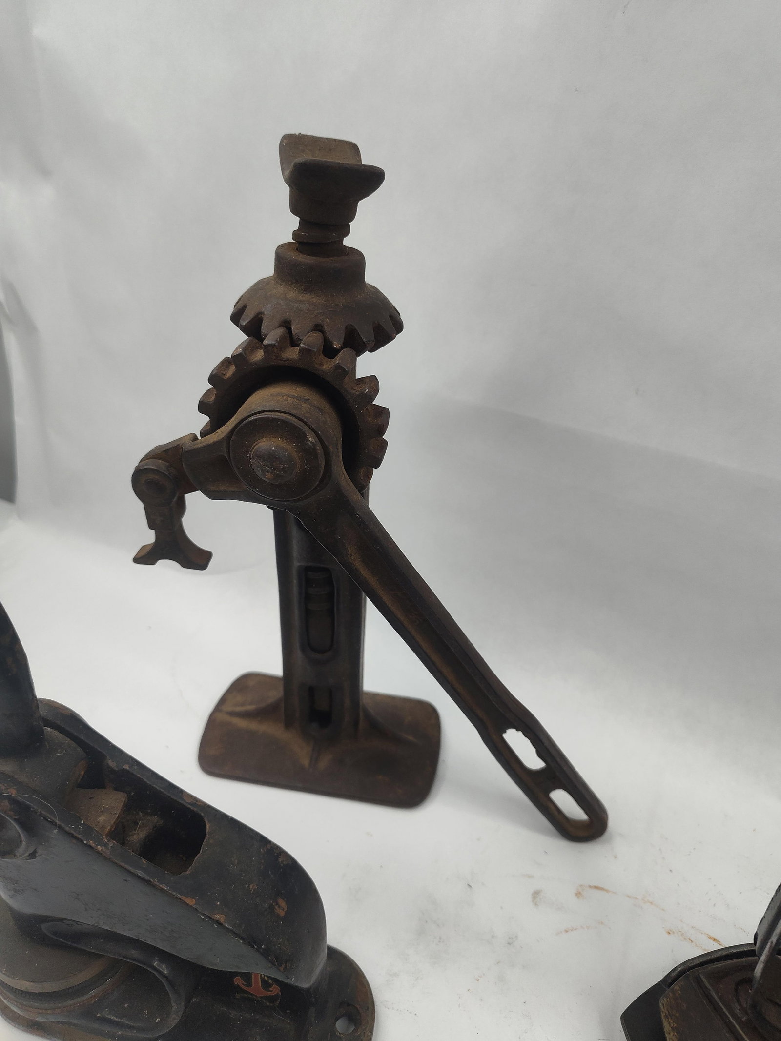 Set & Cast Iron Tools - 10