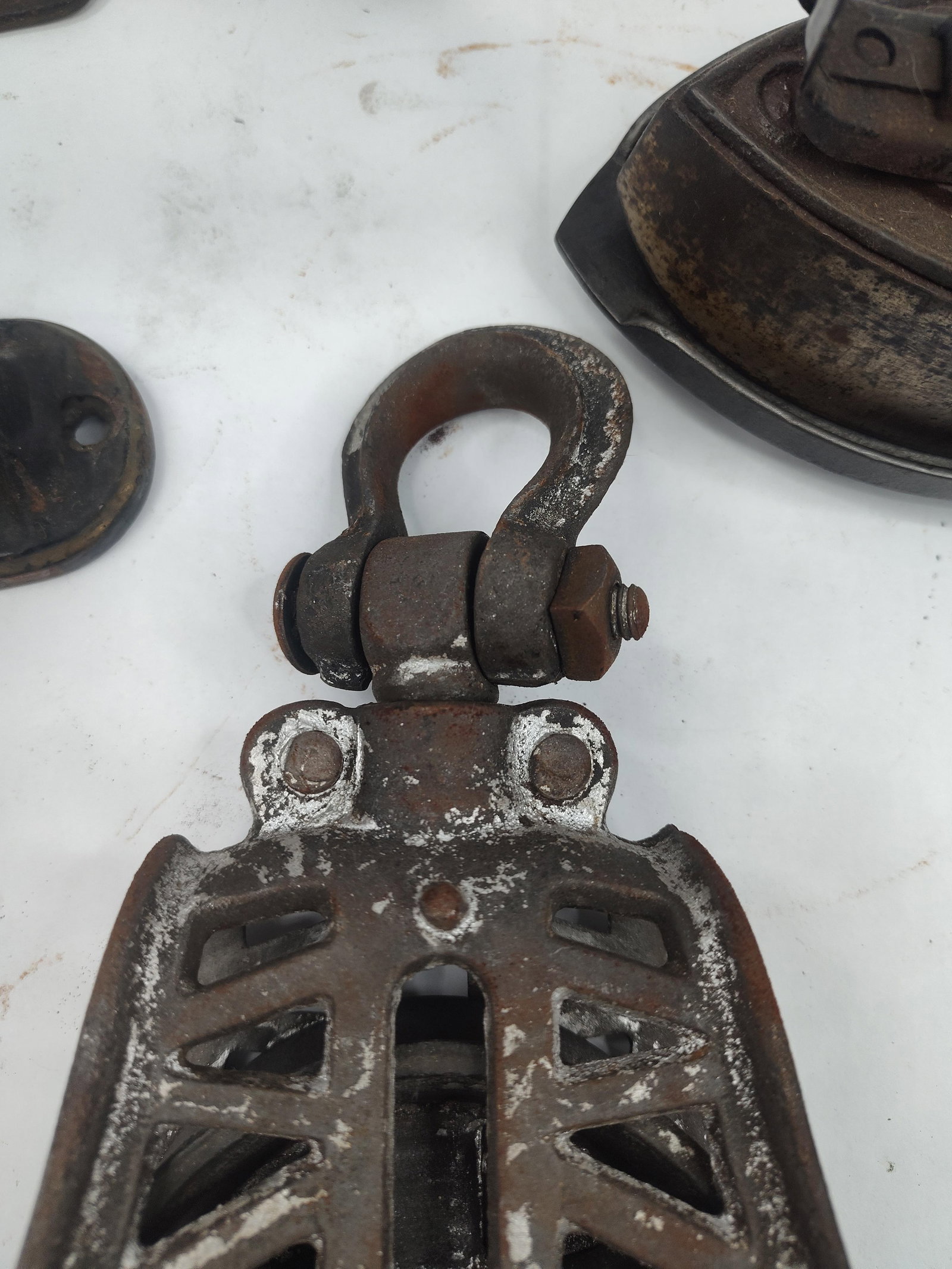 Set & Cast Iron Tools - 4