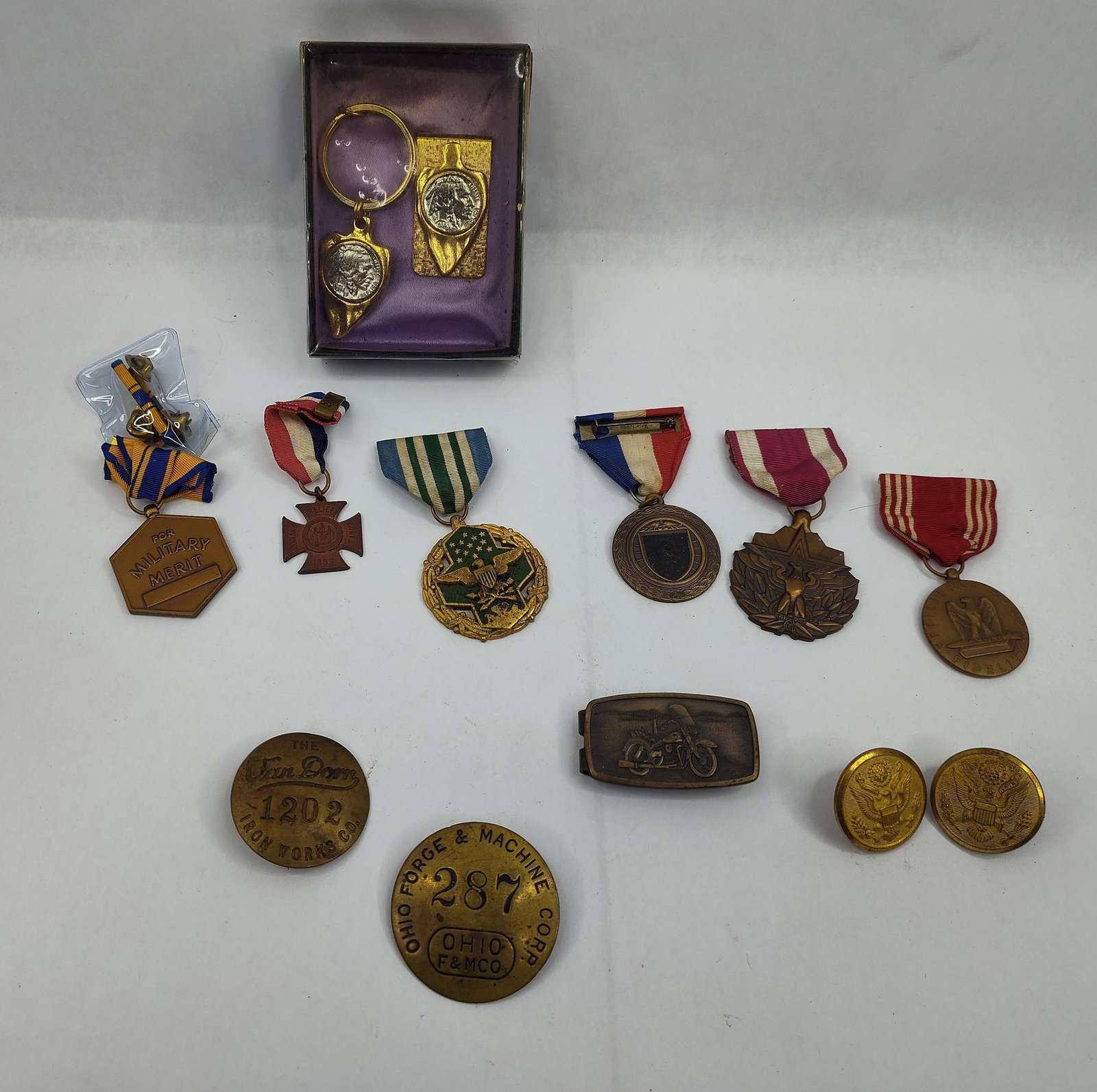 US Military Medals & Employee Badges (1 of 14)