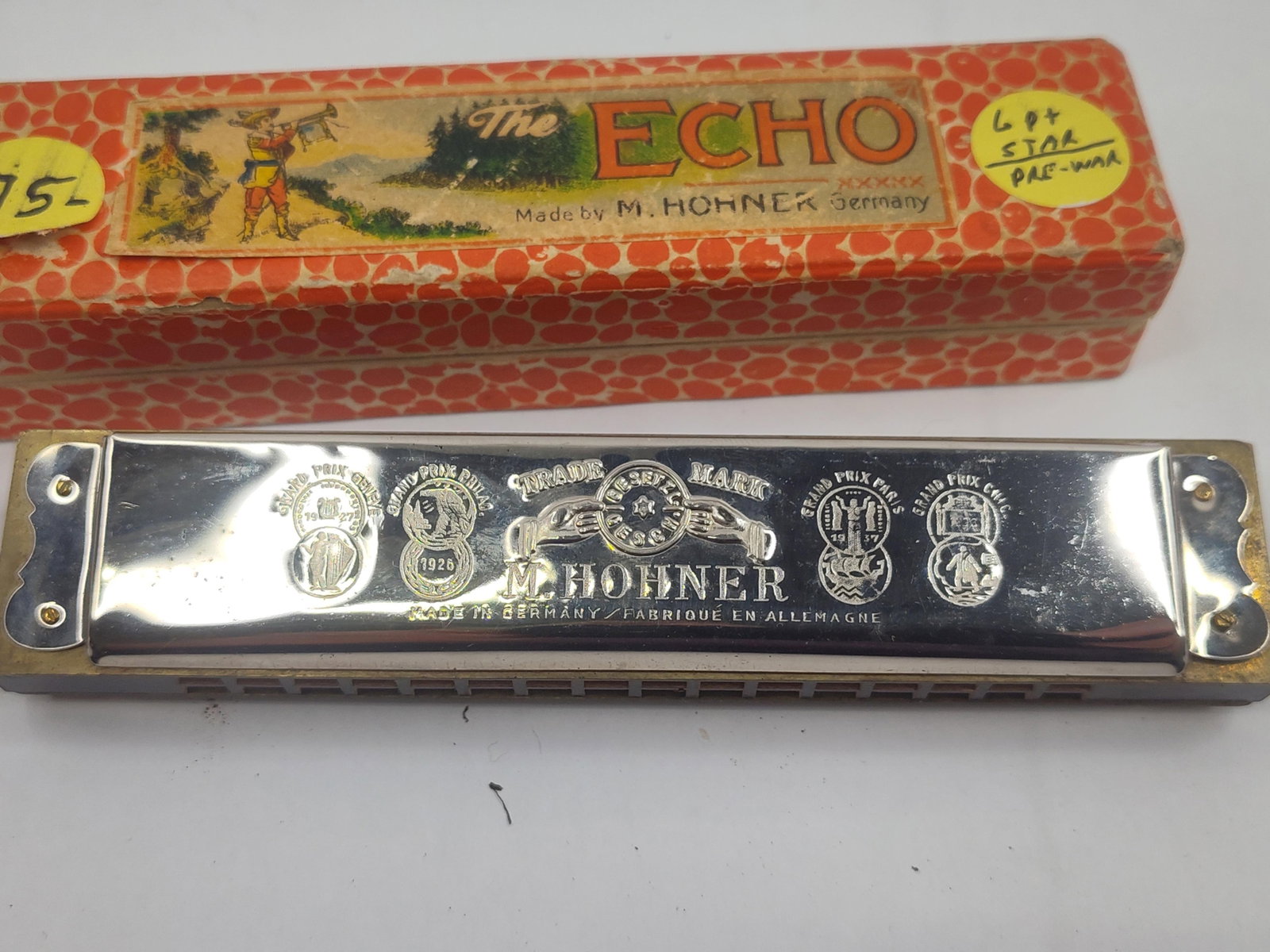 M. Hohner Echo Tremolo Harmonica w/ Box - 2