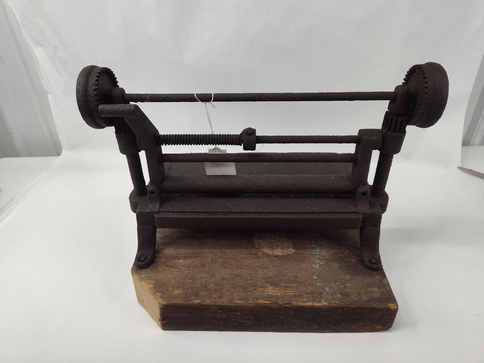 Cast Iron Leather Splitter - 4