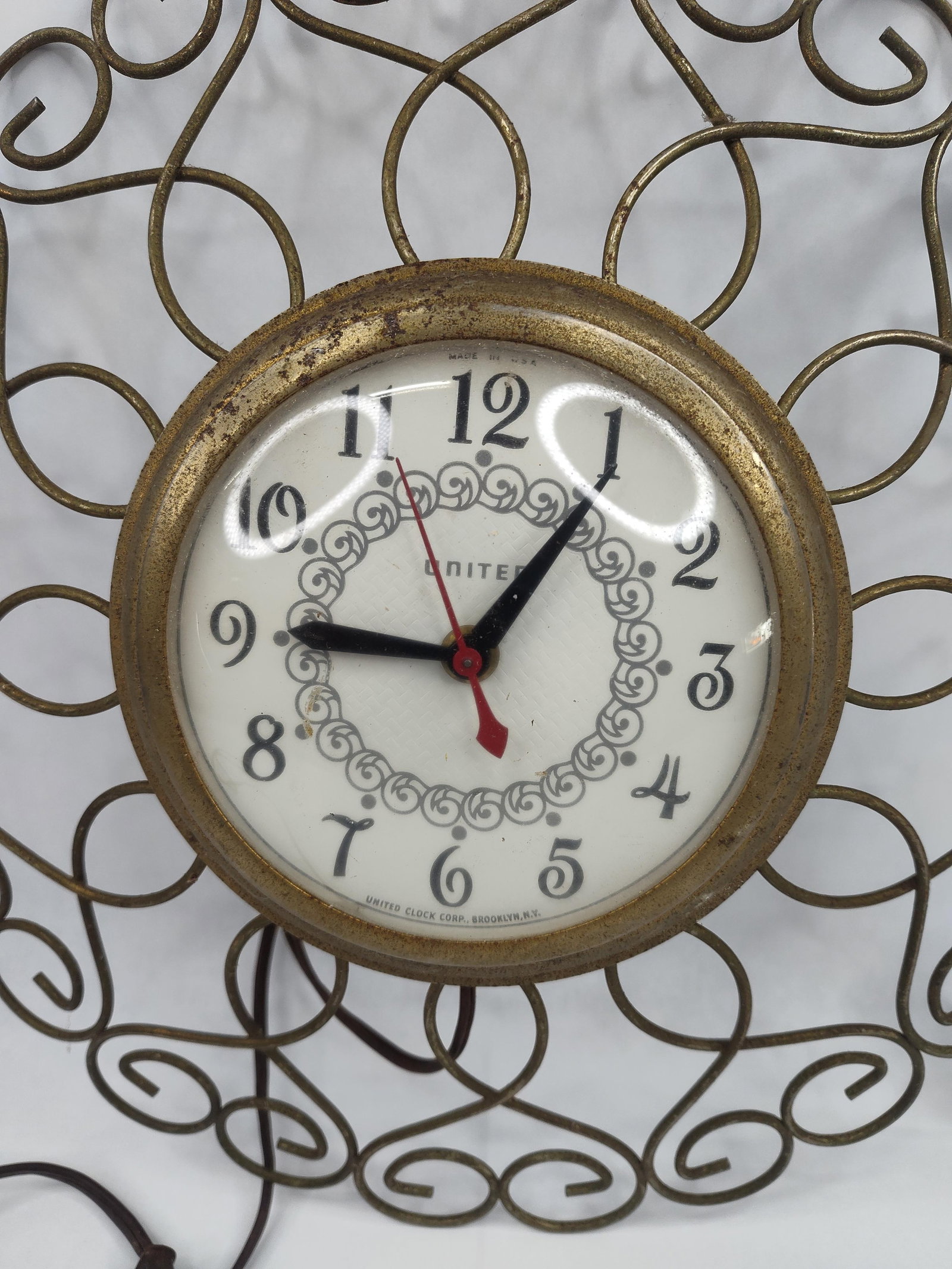 United Clock Corp. MCM Electric Clock - 2