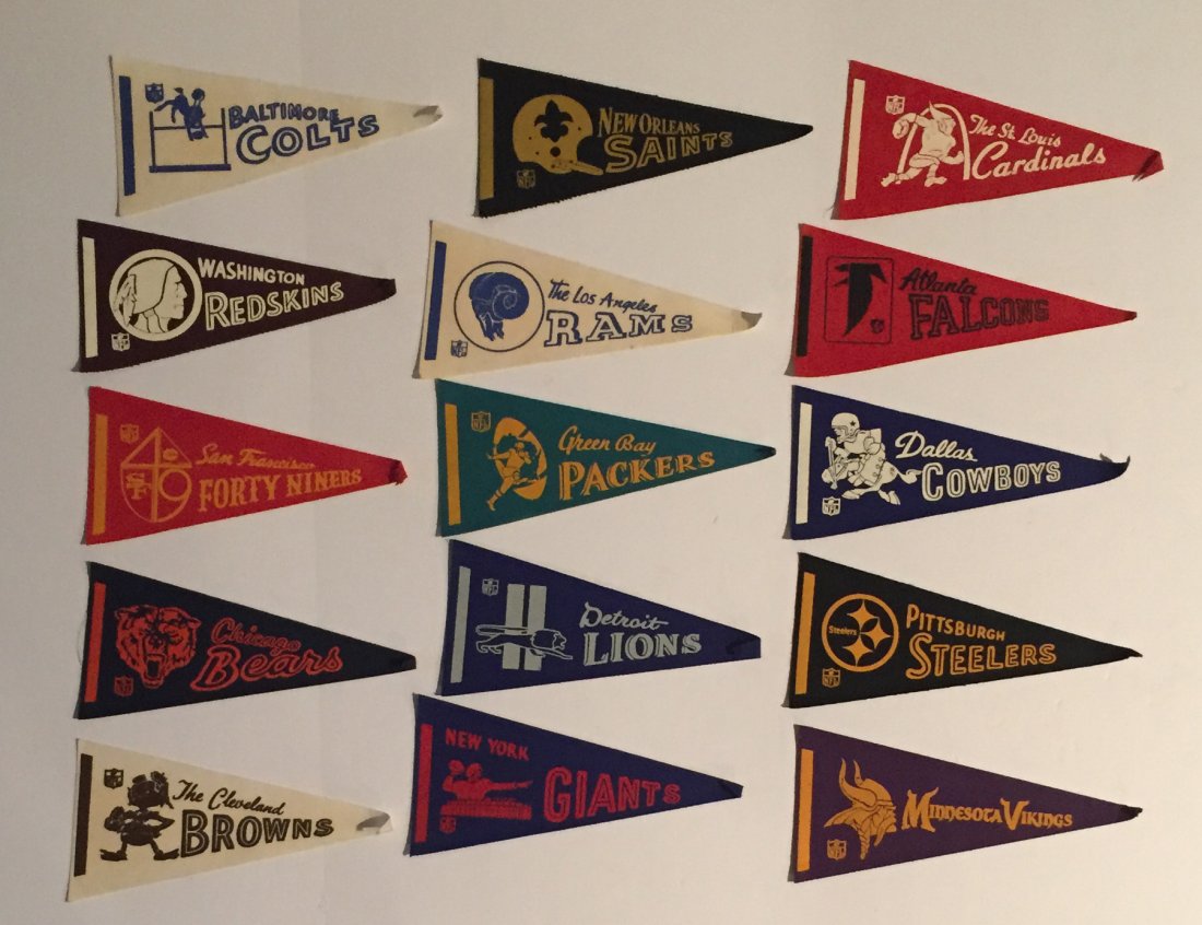 15 Vintage 1960s NFL Team Mini Pennants Packers Cowboys: This is a lot of 15 vintage 1960's NFL team pennants. The pennants are in nice condition with some minor tip folding, which could be ironed out if the new owner so wished. The teams included are:Balti