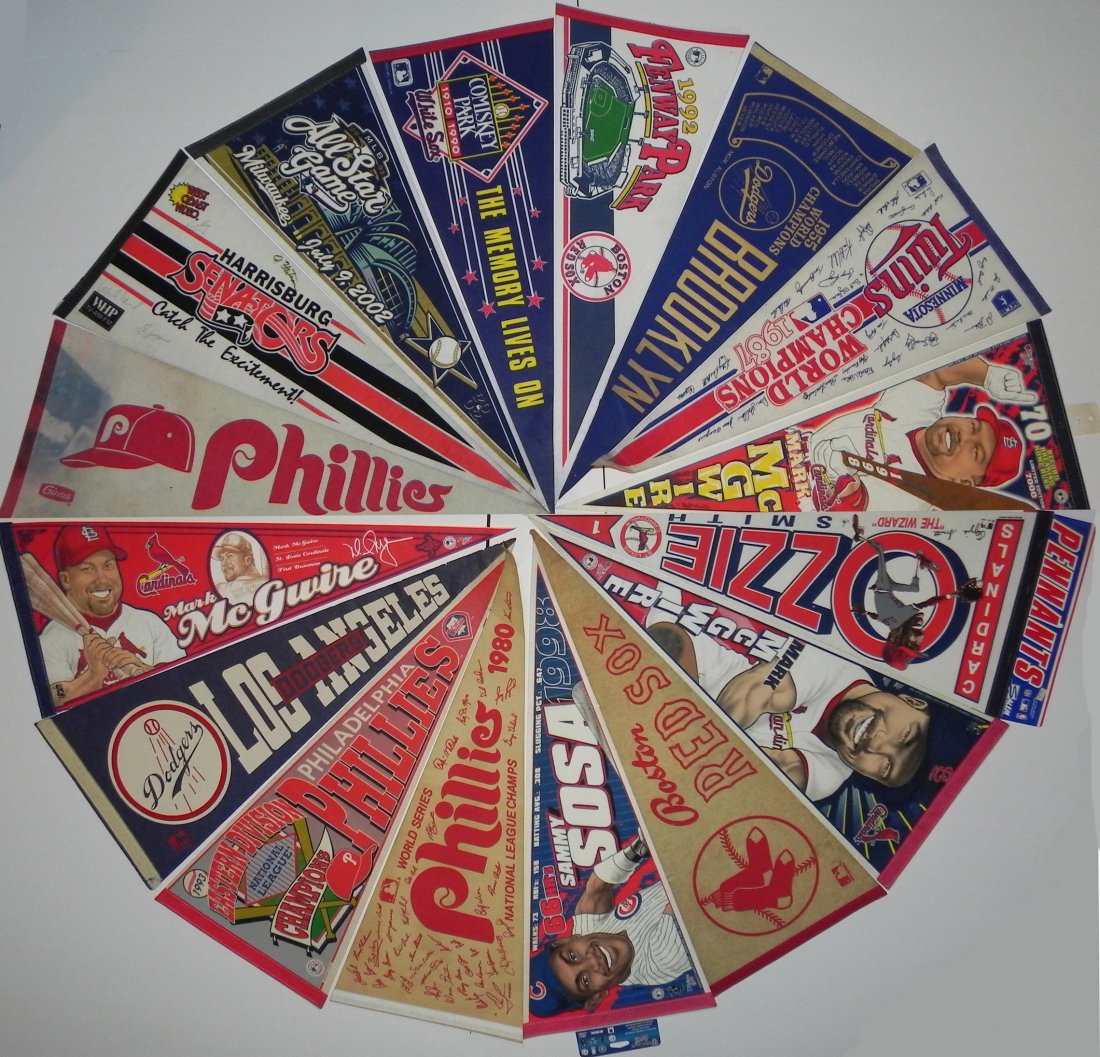16 Vintage MLB Baseball Pennants Phillies Cardinals etc (1 of 5)
