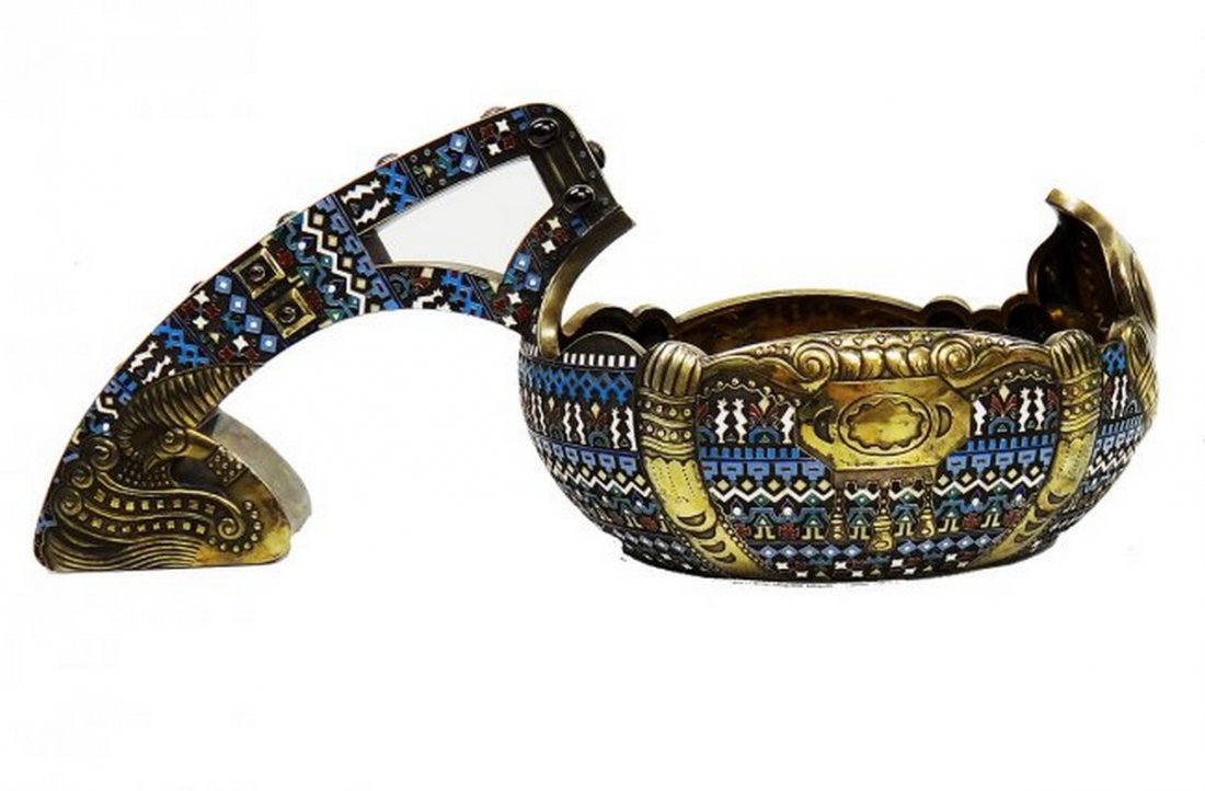 BEAUTIFUL LARGE RUSSIAN SILVER ENAMEL KOVSH (1 of 6)