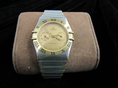 Vintage Omega Constellation Mens Watch: Vintage Omega Constellation Stainless Steel Mens Watch. In excellent working condition. In original box. Face measures 27mm