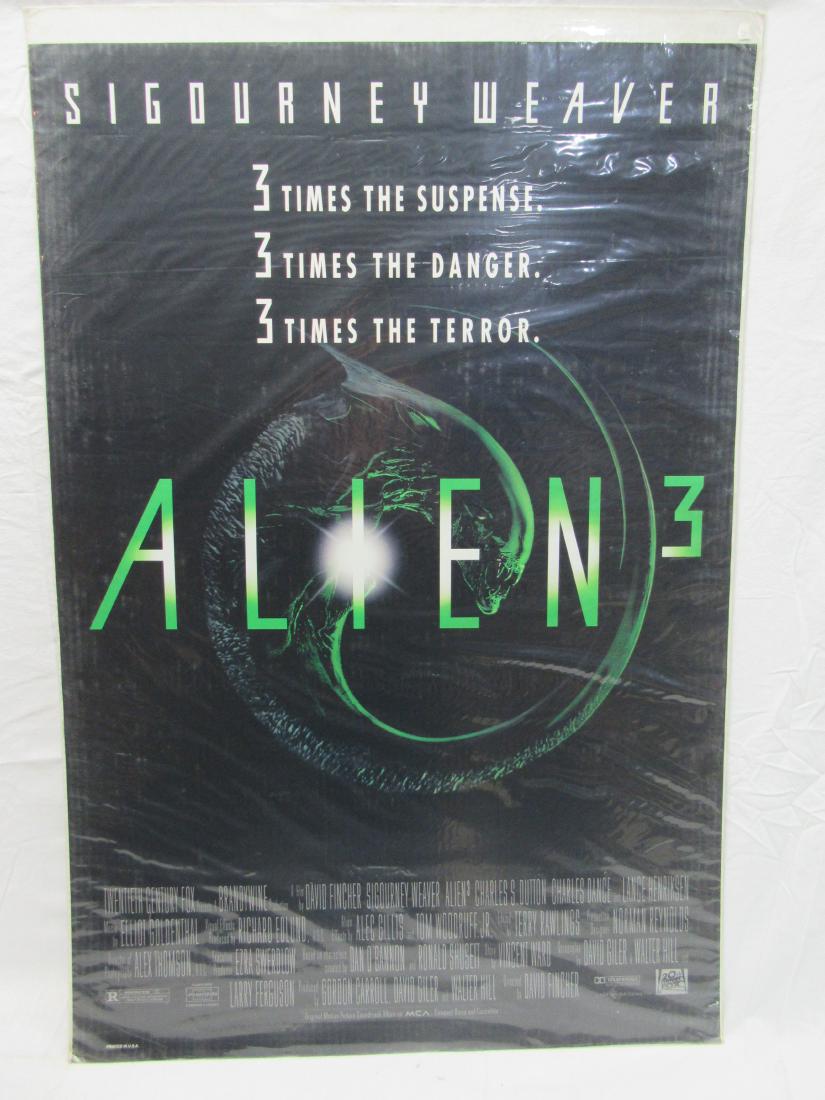 Original Theatrical Movie Poster, Alien 3: Original Theatrical Movie Poster, Alien 3. In overall very good condition. Measures 27x41"
