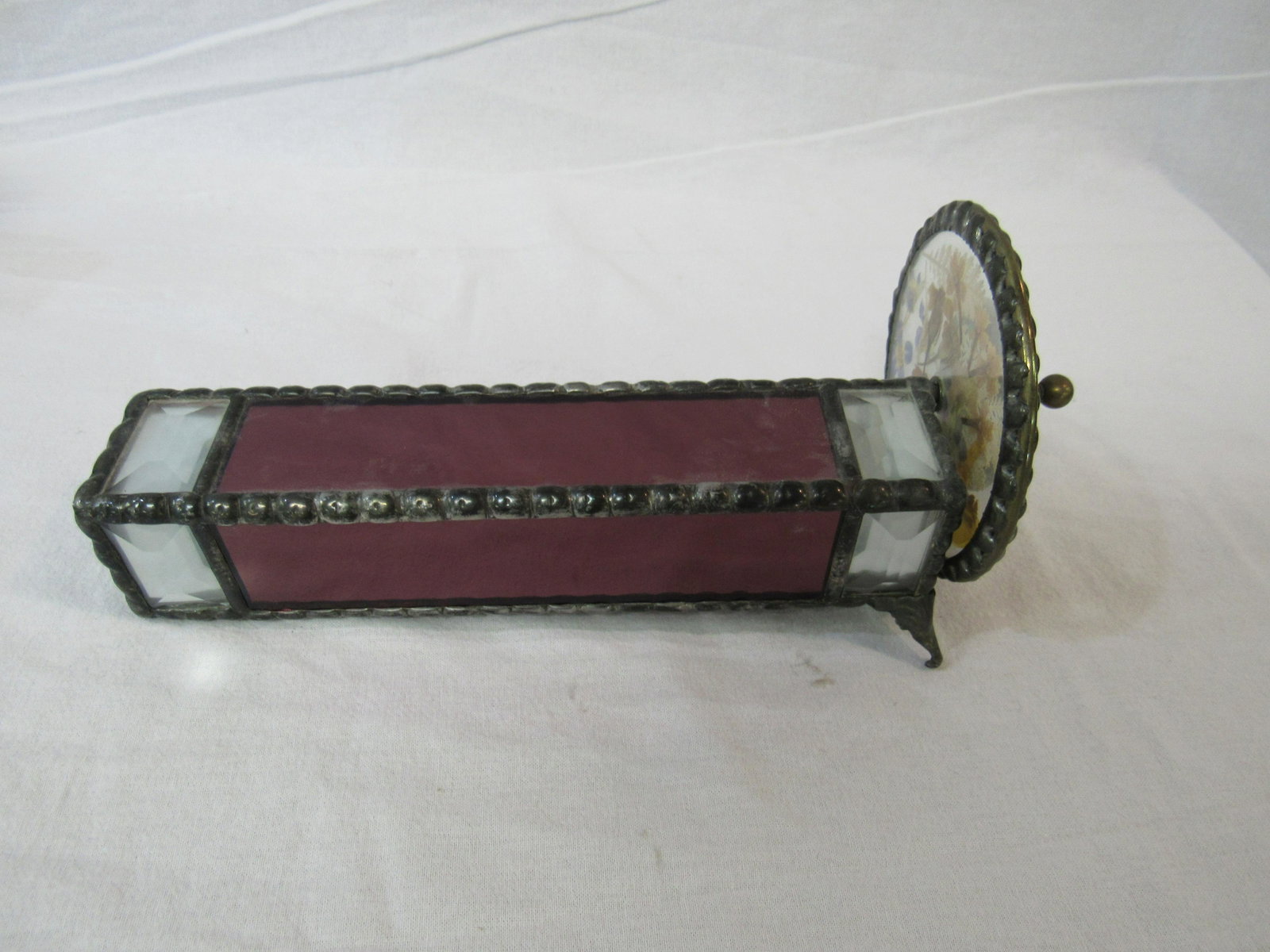 Vintage Slag Glass Kaleidoscope: Vintage Slag Glass Kaleidoscope. 2 object mechinisms, one with dried flowers, one with cut colored glass. Measures 10" long
