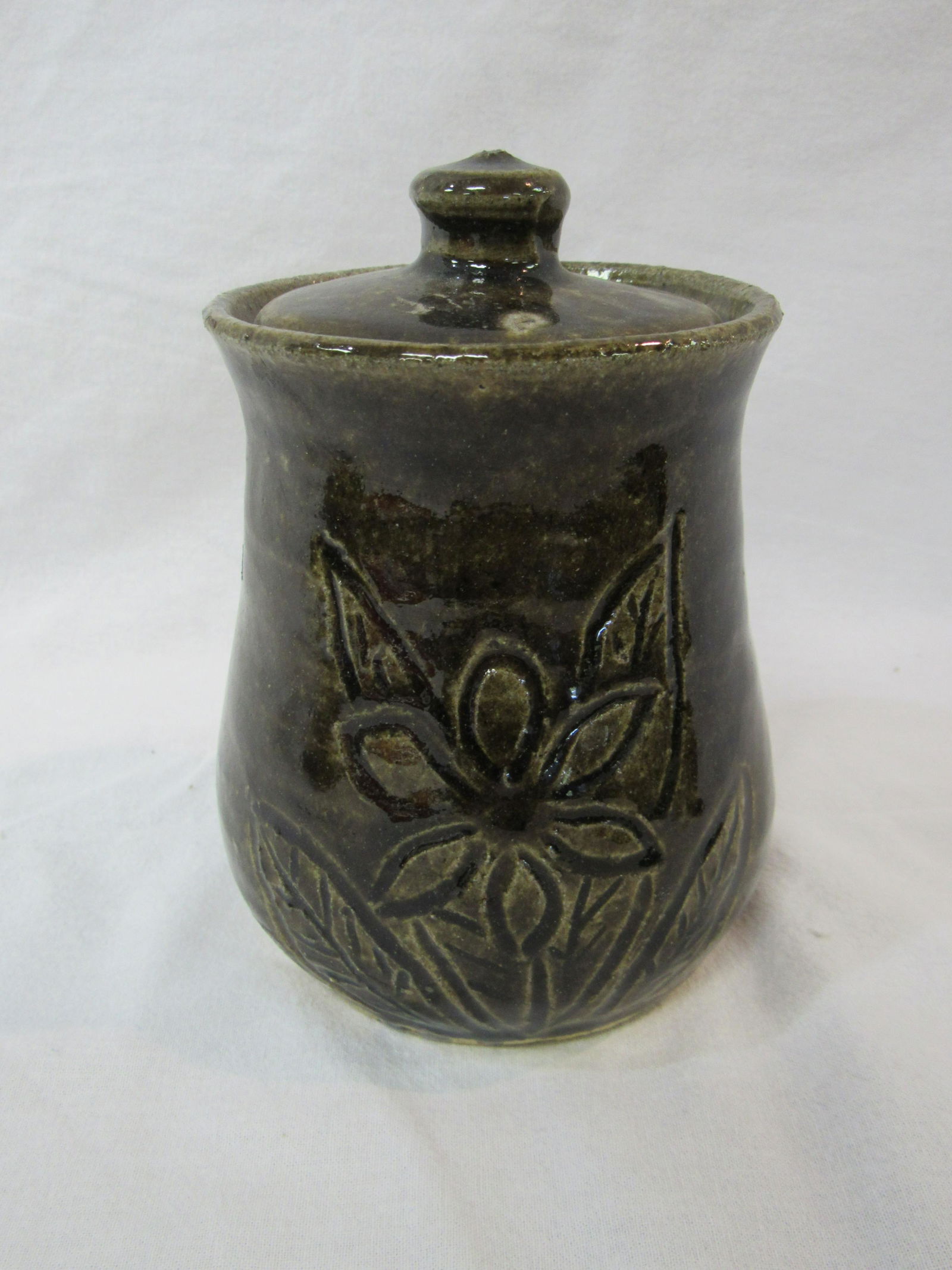 Cheever and Arie Meaders Georgia Folk At Pottery Lidded (1 of 3)