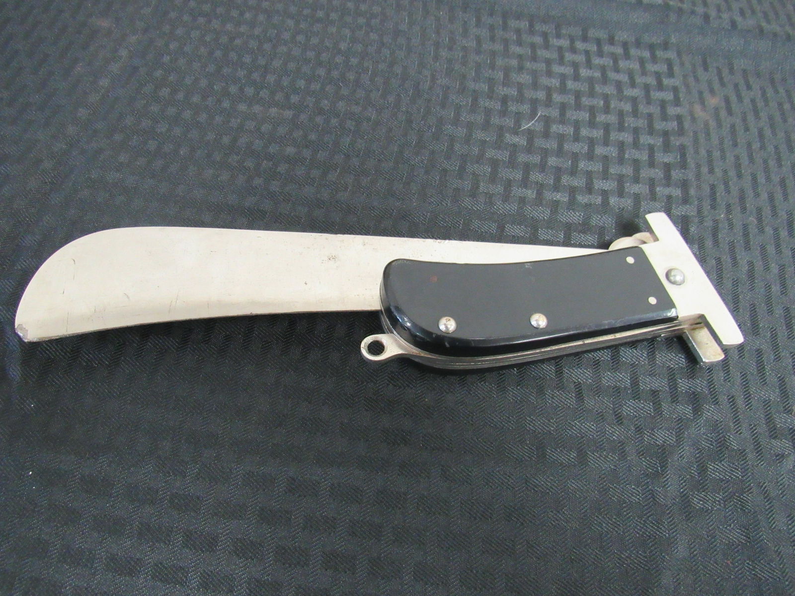 WWII Japanese Folding Pirate's Machete (1 of 5)