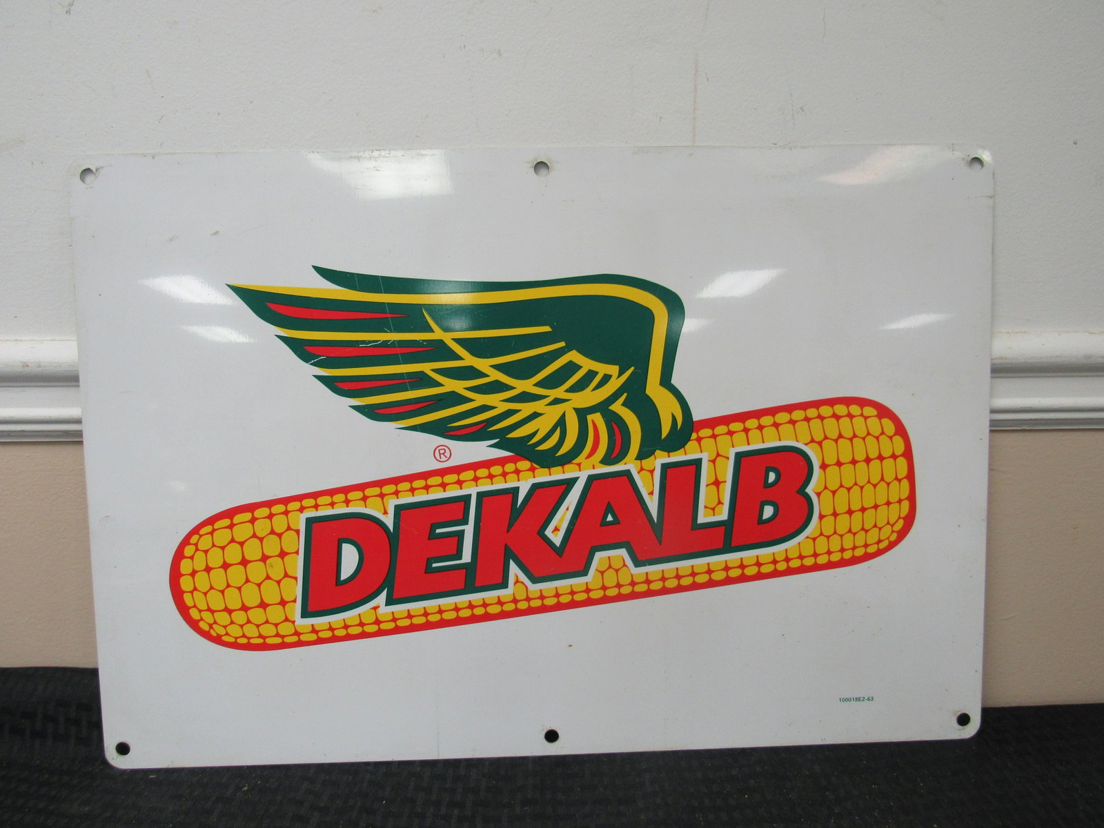 Double-sided Painted Tin "Dekalb Corn" Sign: Double-sided Painted Tin "Dekalb Corn" Sign. Good condition. 16.25" x 24"
