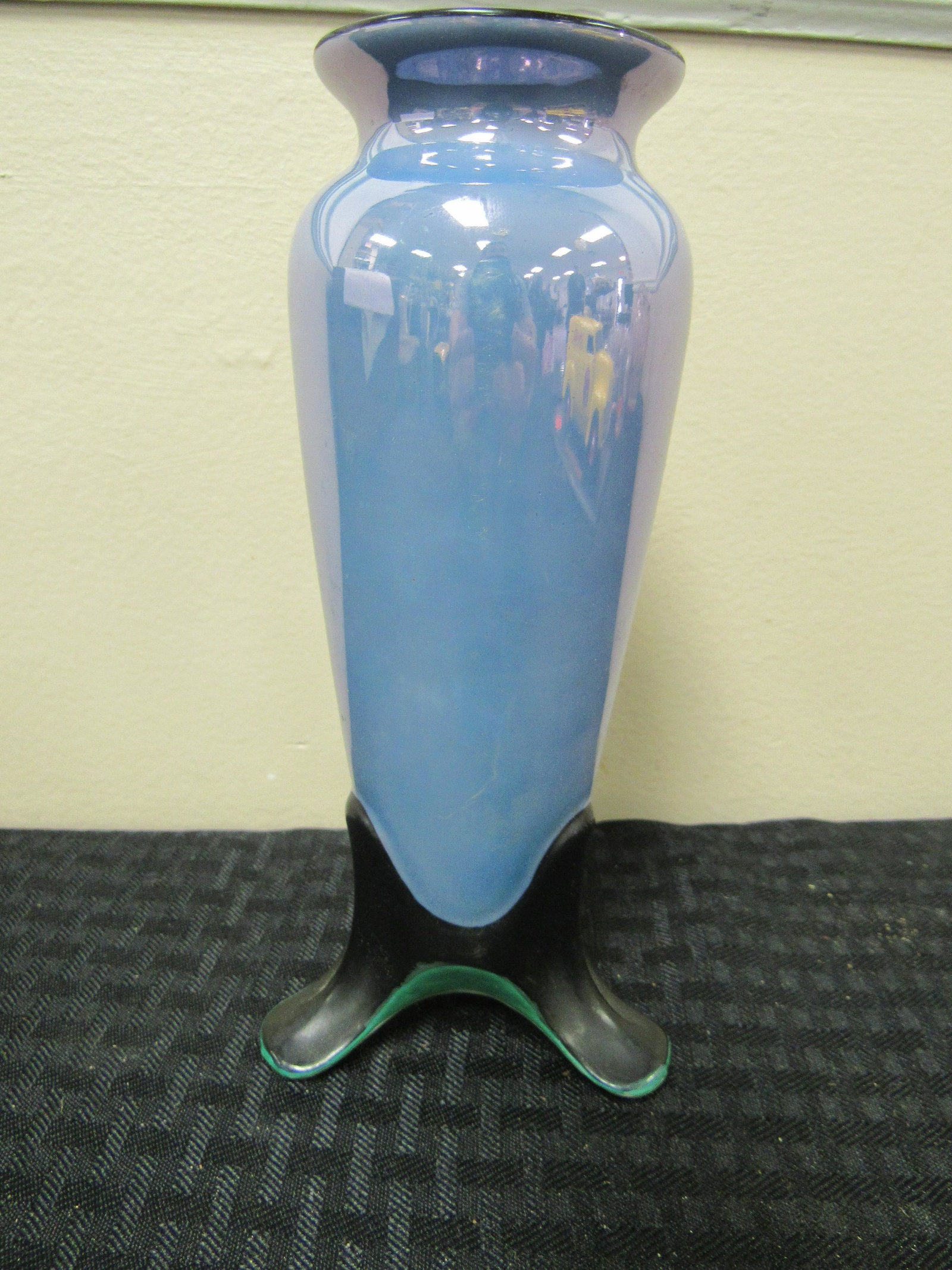 Vintage Noritake Lusterware Vase: Vintage Noritake Lusterware Vase. Very good condition. 7.5"