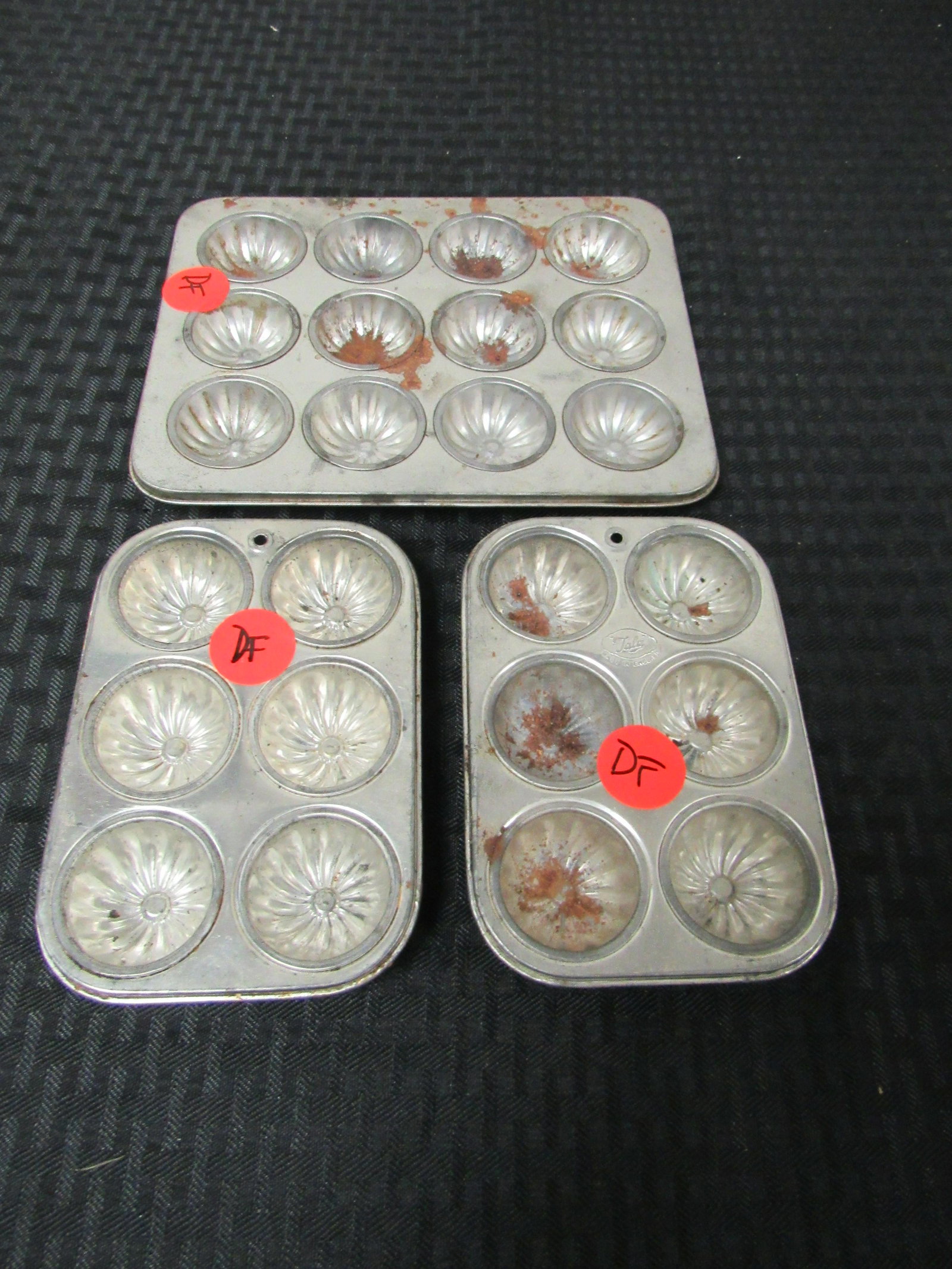 Lot of 3 Children (Toy) Jelly Molds: Lot of 3 Children (Toy) Jelly Molds. All in good condition. 2 are made Tala and measure 4" x 6". 1 made in Hong Kong measures 6.25" x 8".
