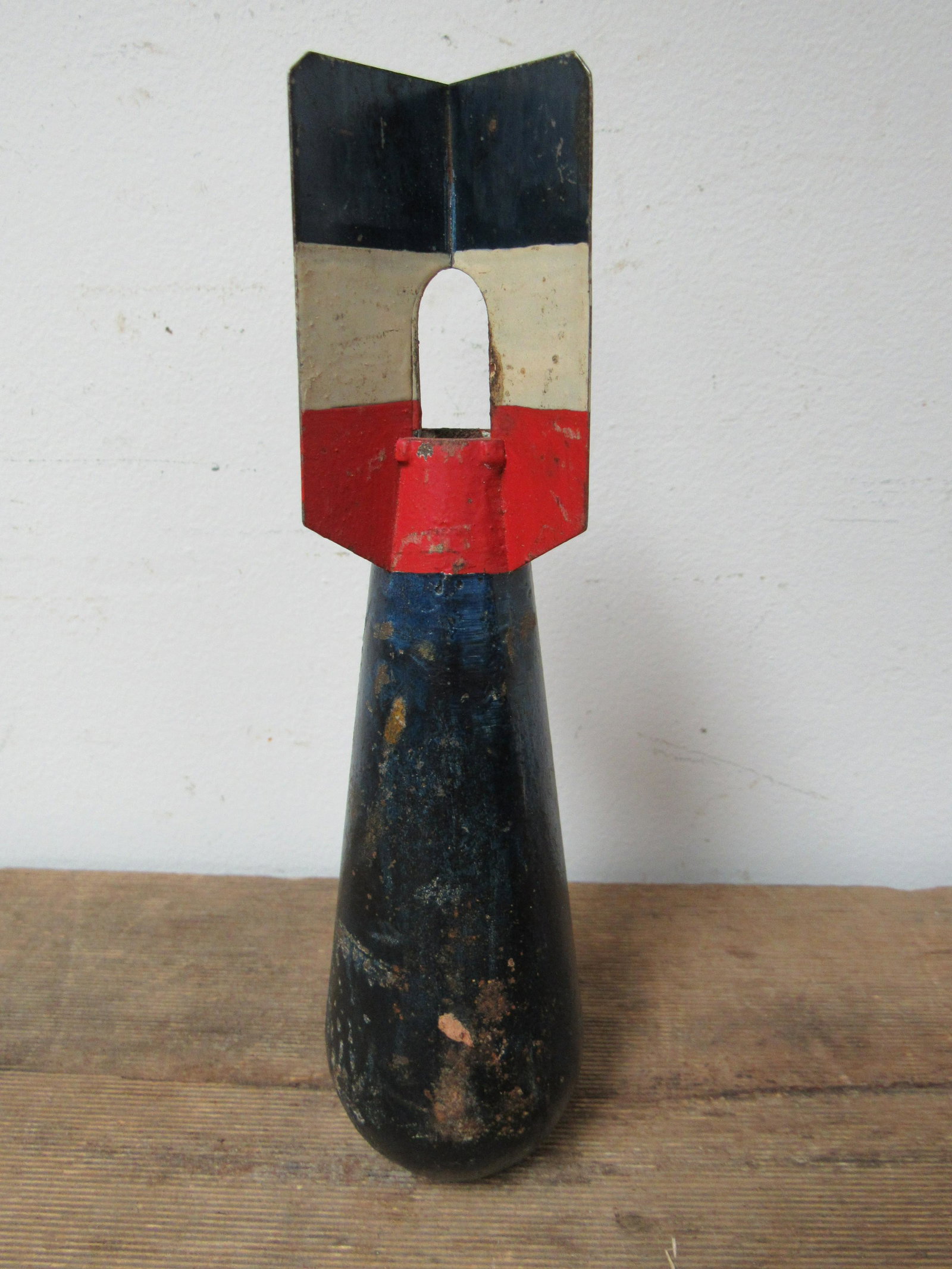 Antique Cast Iron Dummy Shell: Antique Cast Iron Dummy Shell. Excellent condition. 8.25"