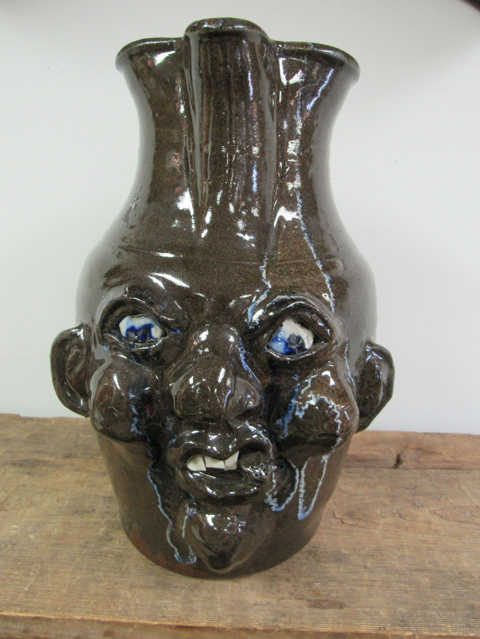 Georgia Folk Artists Harold and Grace Nell Hewell: Georgia Folk Artists Harold and Grace Nell Hewell Signed Extra Large Face Pitcher. Excellent condition. Dated December 16, 2004. 15"