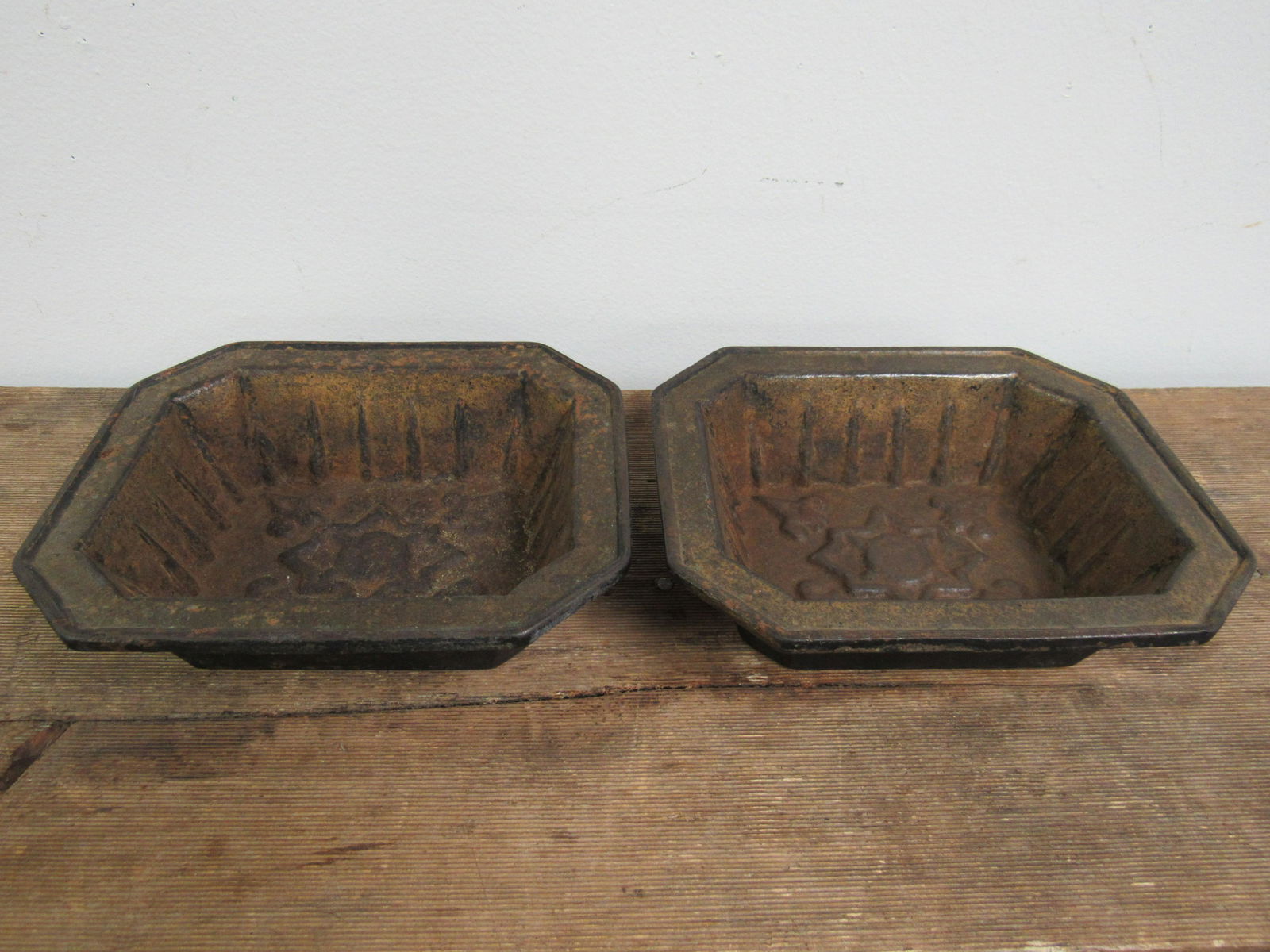 2 Cast Iron Antique Hall Tree Cast Iron Umbrella Pans Jul 18, 2020