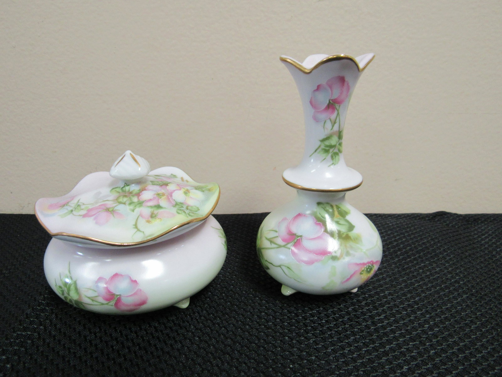 Lot of 2 Handpainted Nippon Items: Lot of 2 Handpainted Nippon Items. Includes bud vase and trinket box. Very good condition. Bud vase 4.5", Trinket 2.5"
