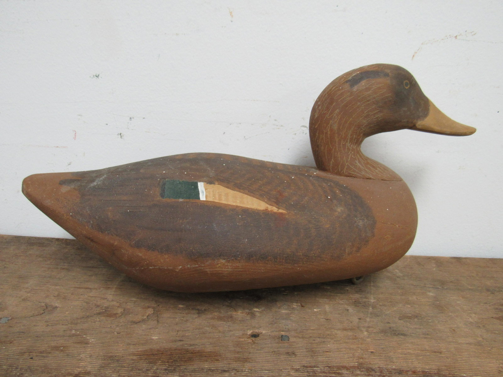 Paul Gibson (1902 - 1984) Mallard Hen Decoy: Paul Gibson (1902 - 1984) Mallard Hen Decoy. Good condition. 15"